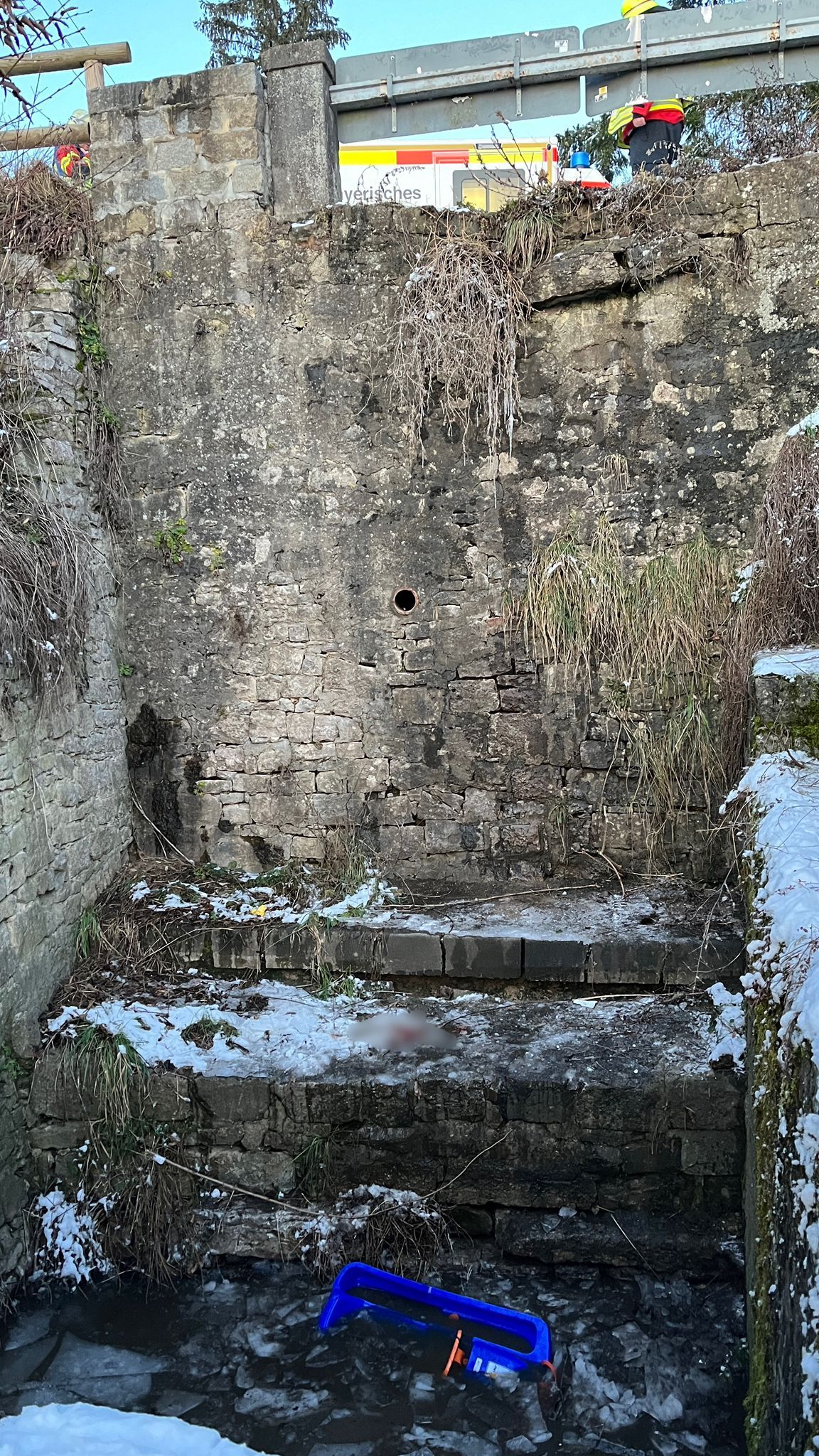 Der Bursch erlitt schwere Verletzungen.