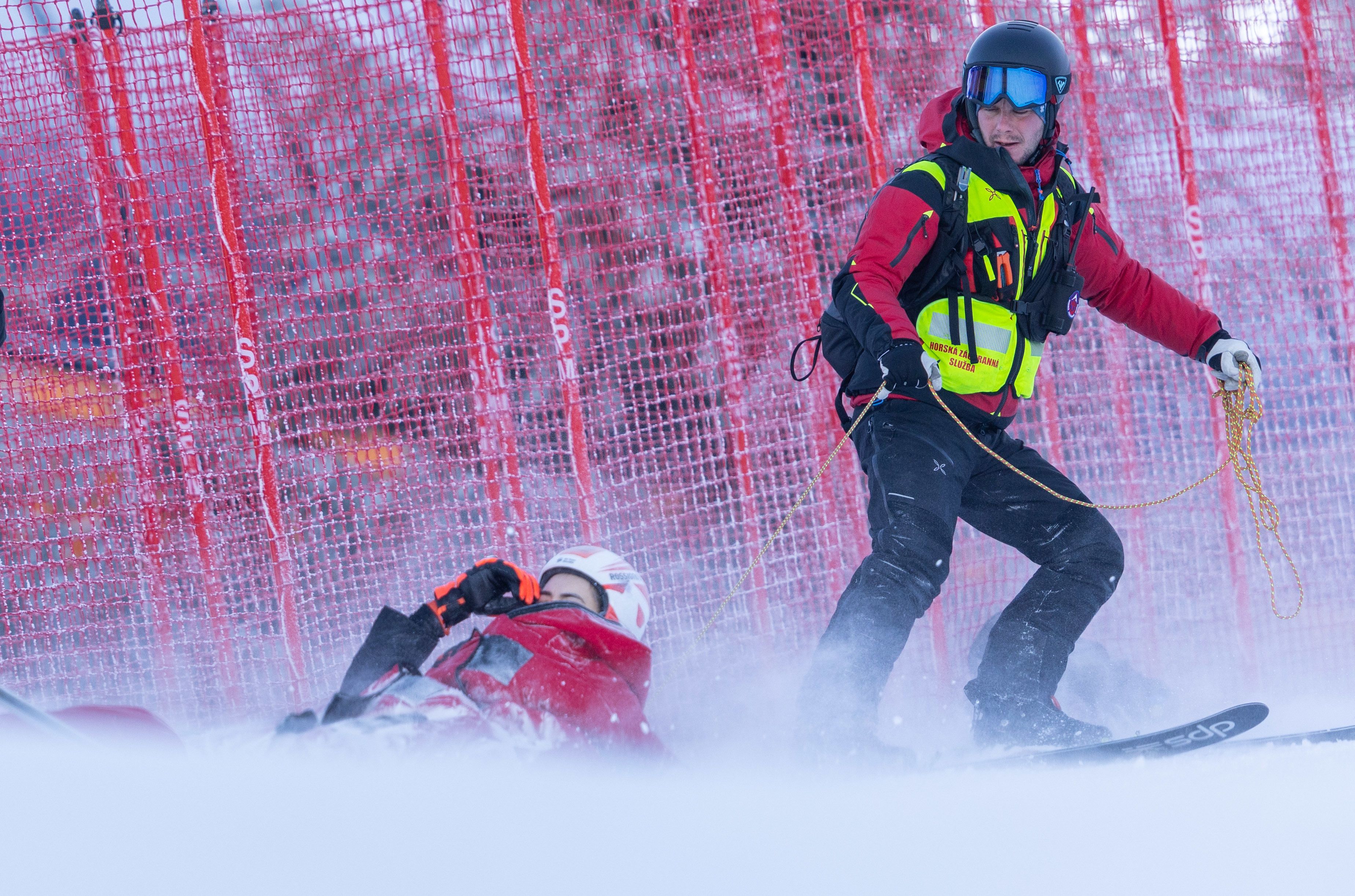 Ski-Star Petra Vlhova zog sich beim Riesentorlauf in Jasna einen Kreuzbandriss zu.