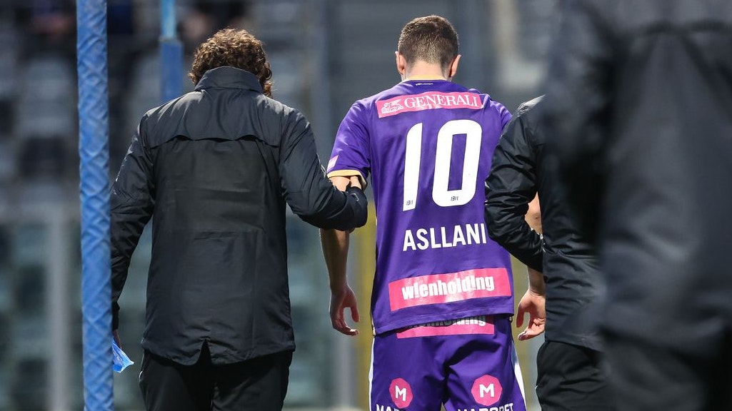 Fisnik Asllani fällt wochenlang aus.