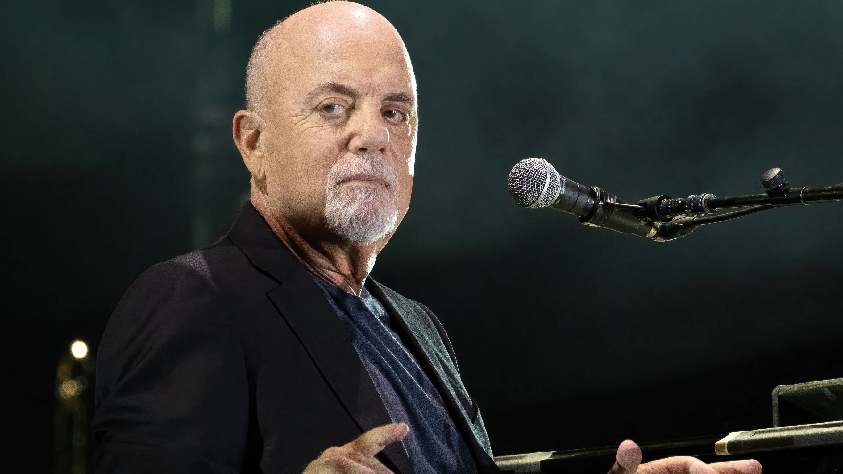 Billy Joel deutete recht kryptisch an, dass es von ihm neue Musik geben wird…