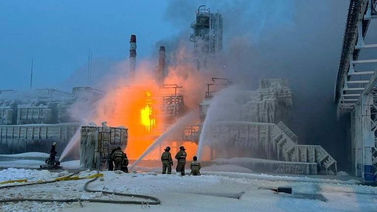 Brand in Erdgas-Terminal im russischen Ostseehafen Ust-Luga.