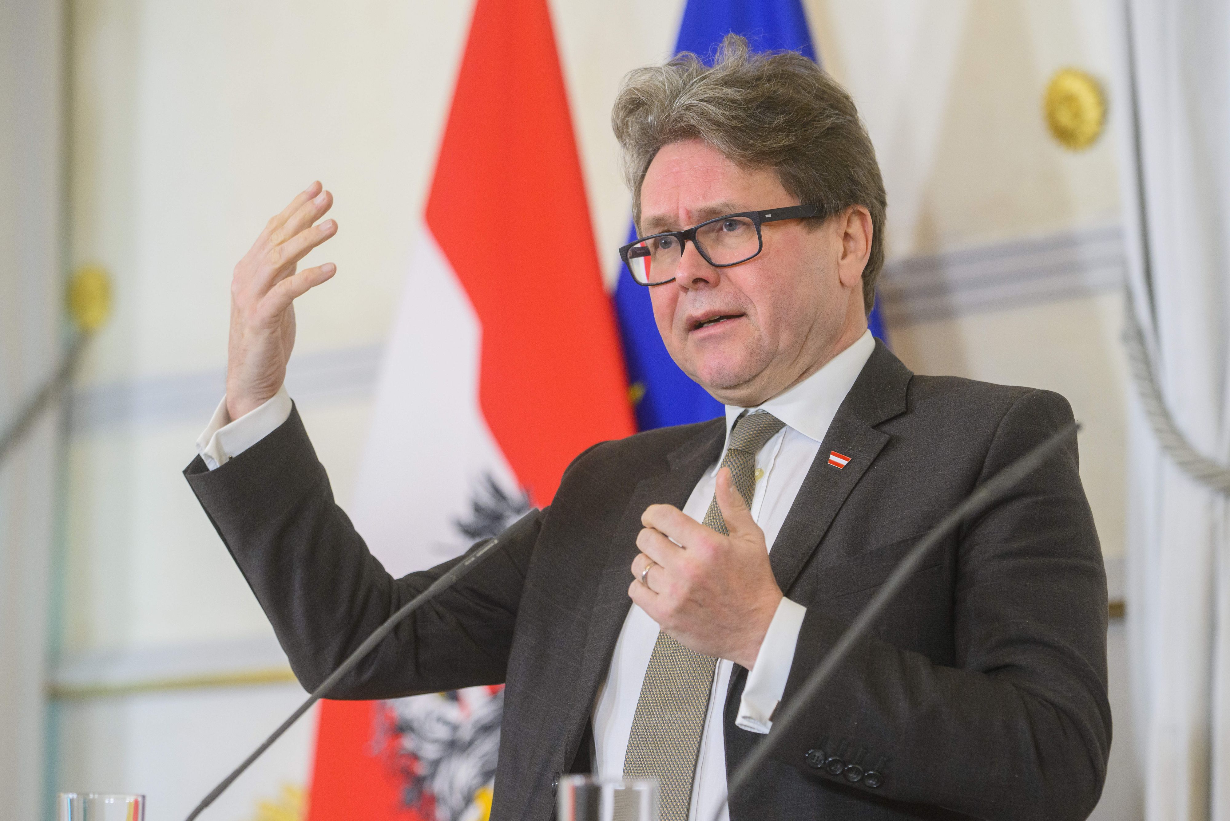 Bildungsminister Martin Polaschek hält jetzt nichts von Strafen gegen Eltern.