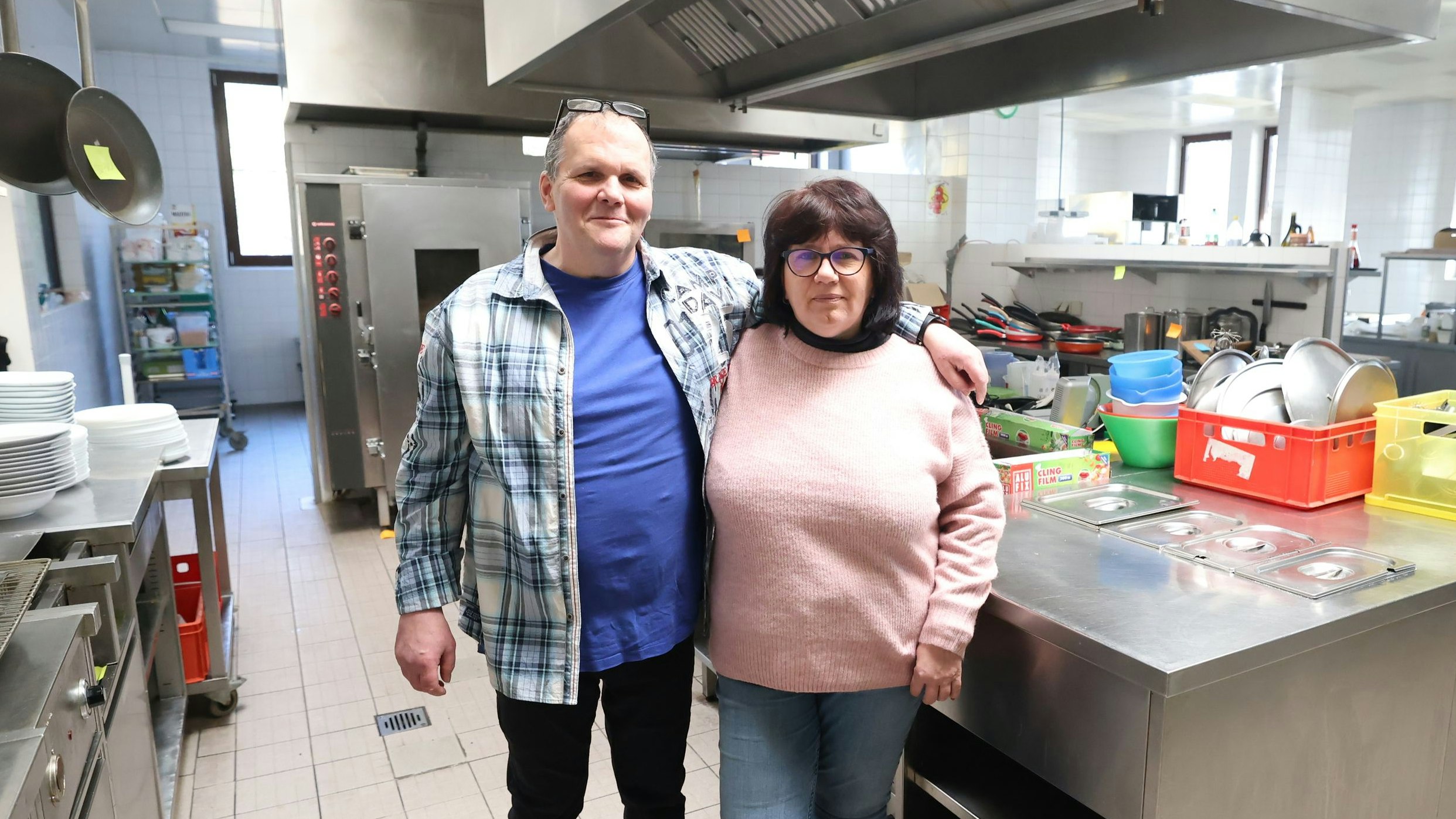 Andreas und Claudia Ruff betreiben seit über 30 Jahren das Partyservice Böhle. Nun wird der Betrieb aber geschlossen.