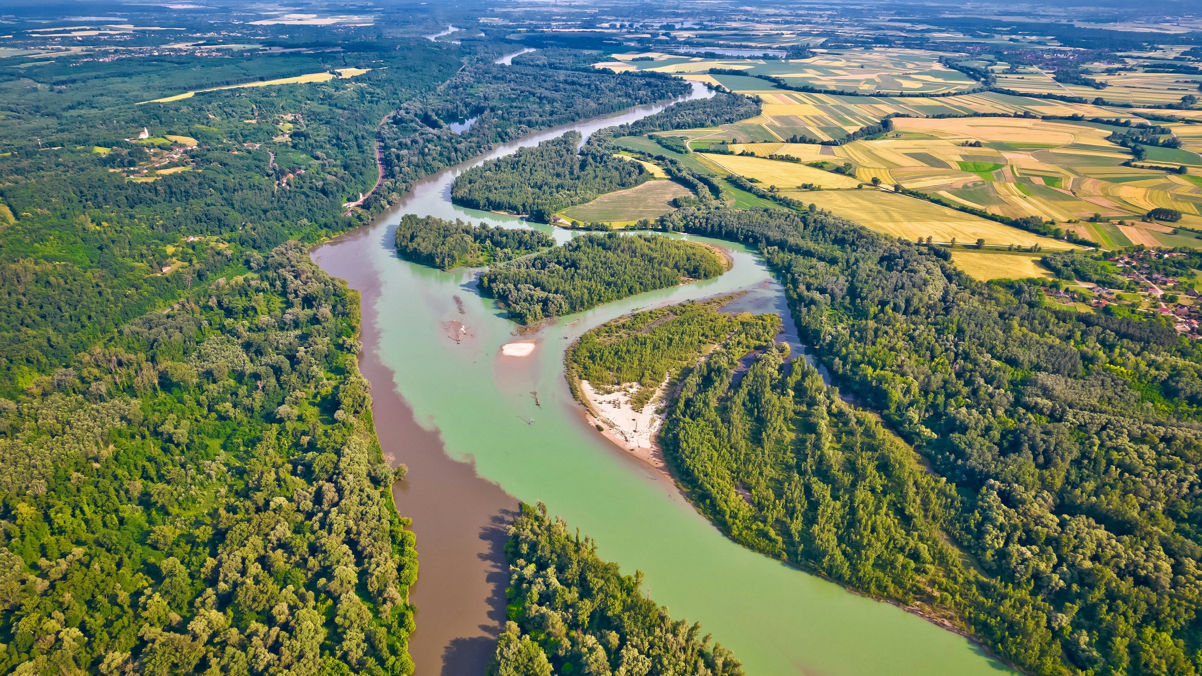 In dieser schönen Gegend im Norden Kroatiens in der Nähe von Ungarn sind die Häuser zu erwerben.