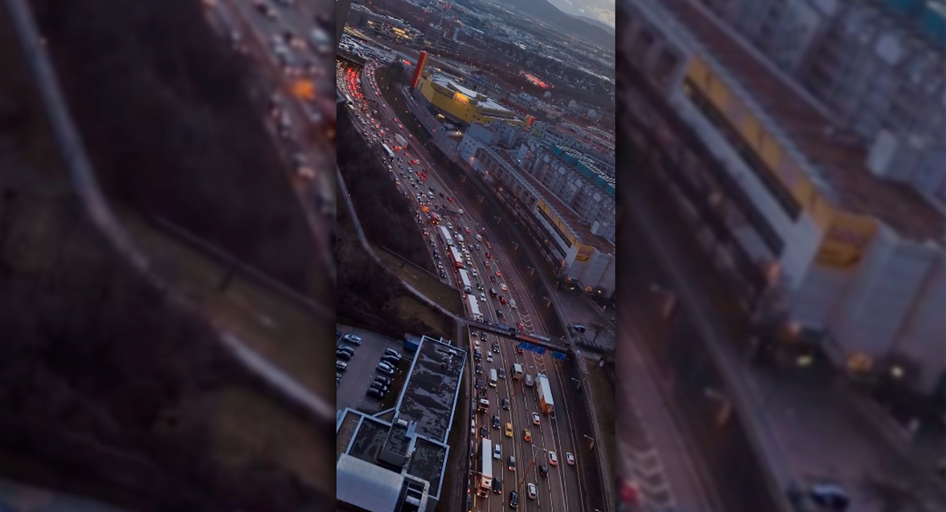 Autofahrer müssen mit etwa 60 Minuten Verzögerung rechnen.