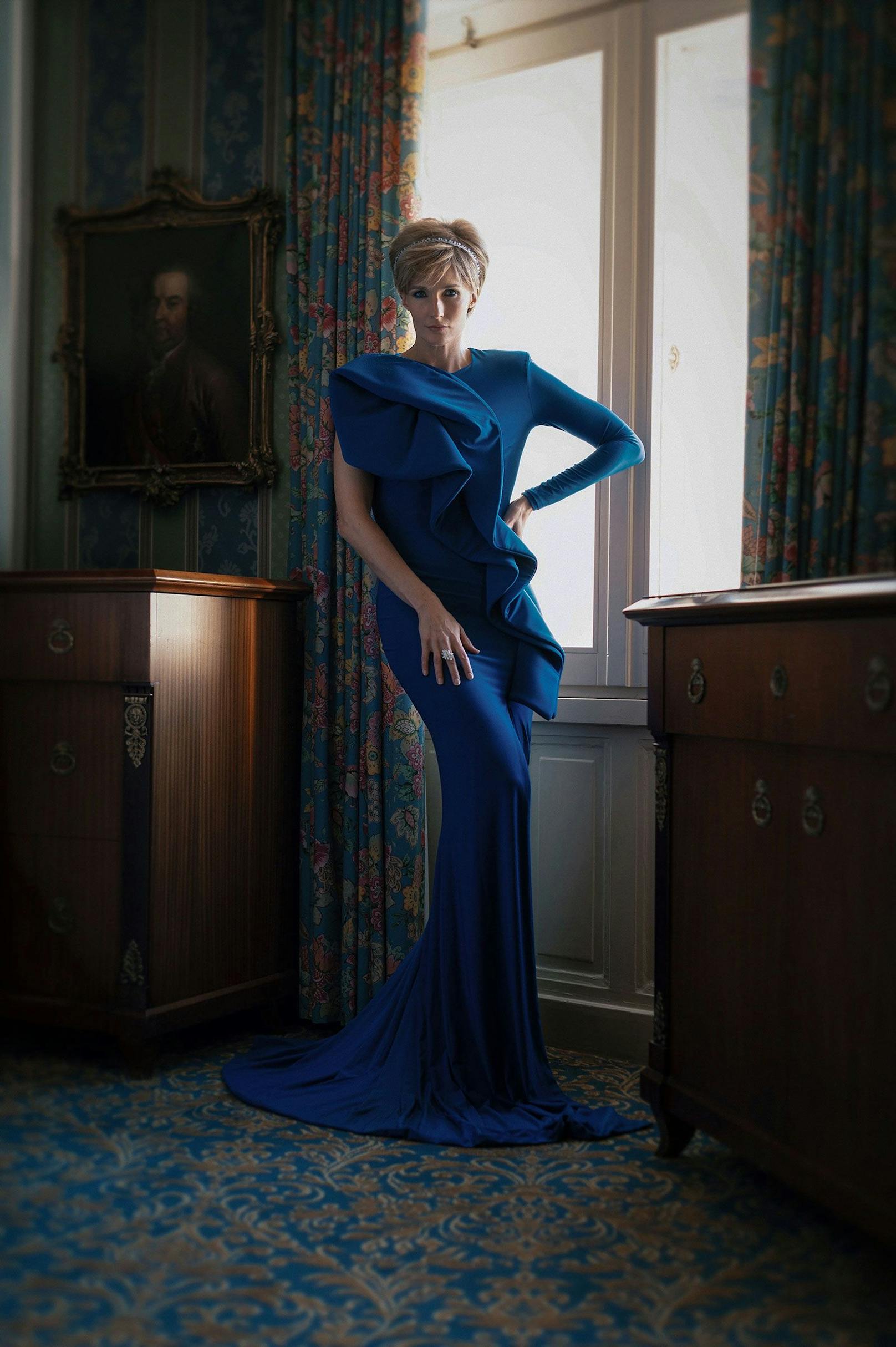 Das elegante Hotel Bristol in Wien wurde als Location für das "The Queen Of Hearts"-Fashion-Editorial gewählt. Patricia Kaiser begab sich auf die Spuren der unvergessenen Stilikone, Prinzessin Diana. 