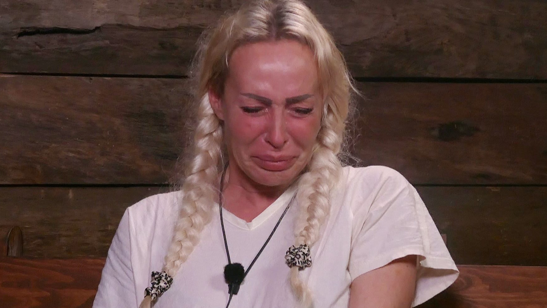 Cora Schumacher ist der erste Promi, der in der letzten Staffel das Dschungelcamp verließ.