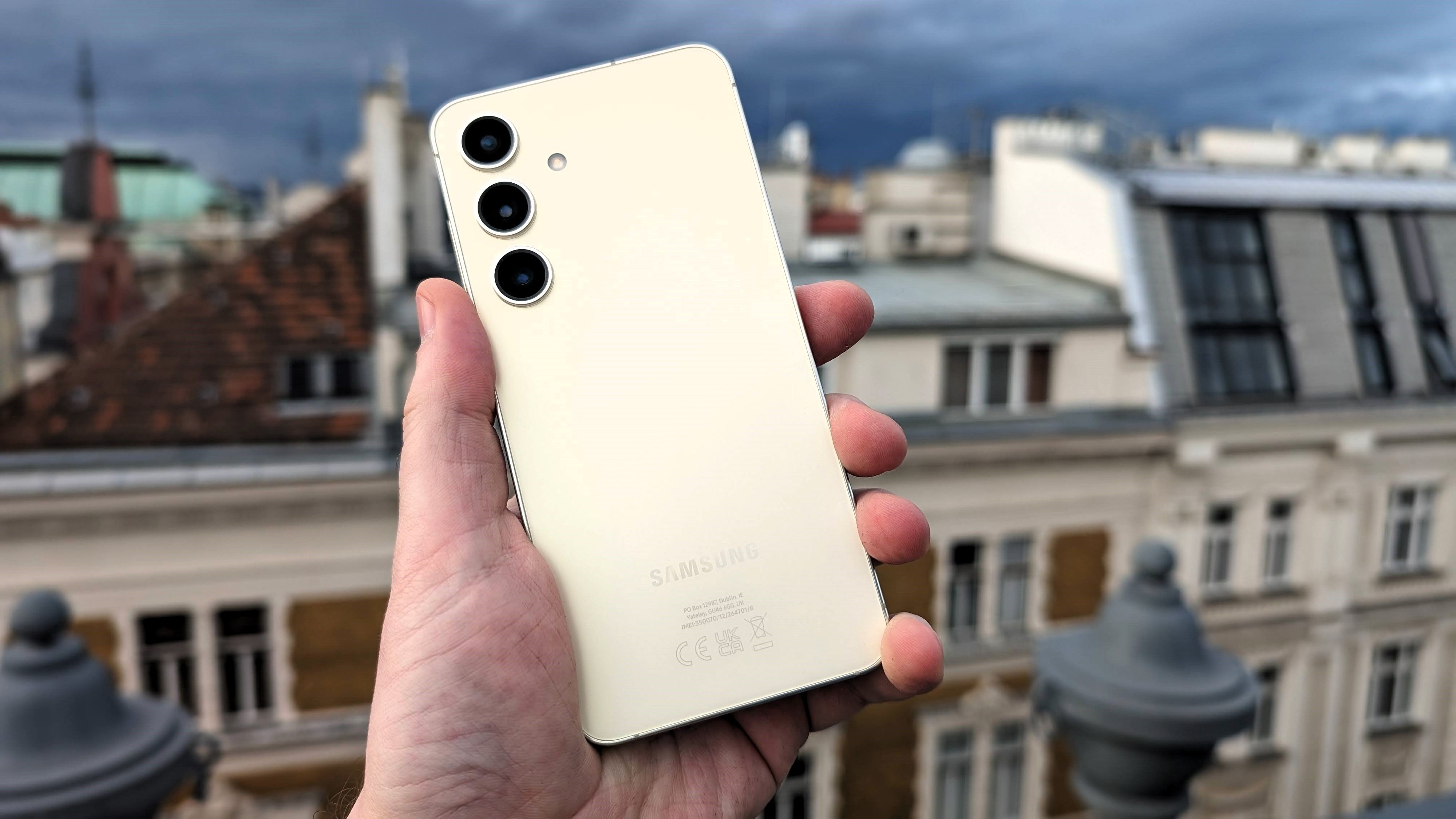 Samsung Galaxy S24 im Test – dank KI der iPhone-Killer