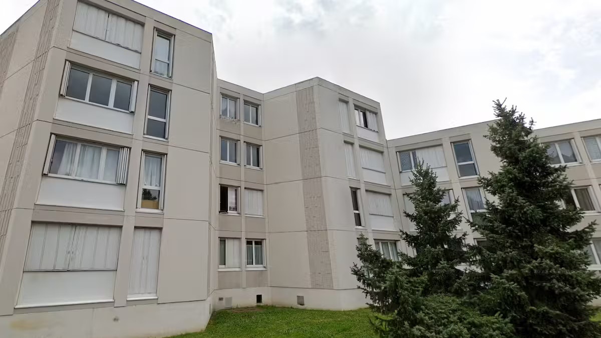 Laut der französischen Zeitung "France Bleu" habe der Junge in diesem Gebäude gelebt.