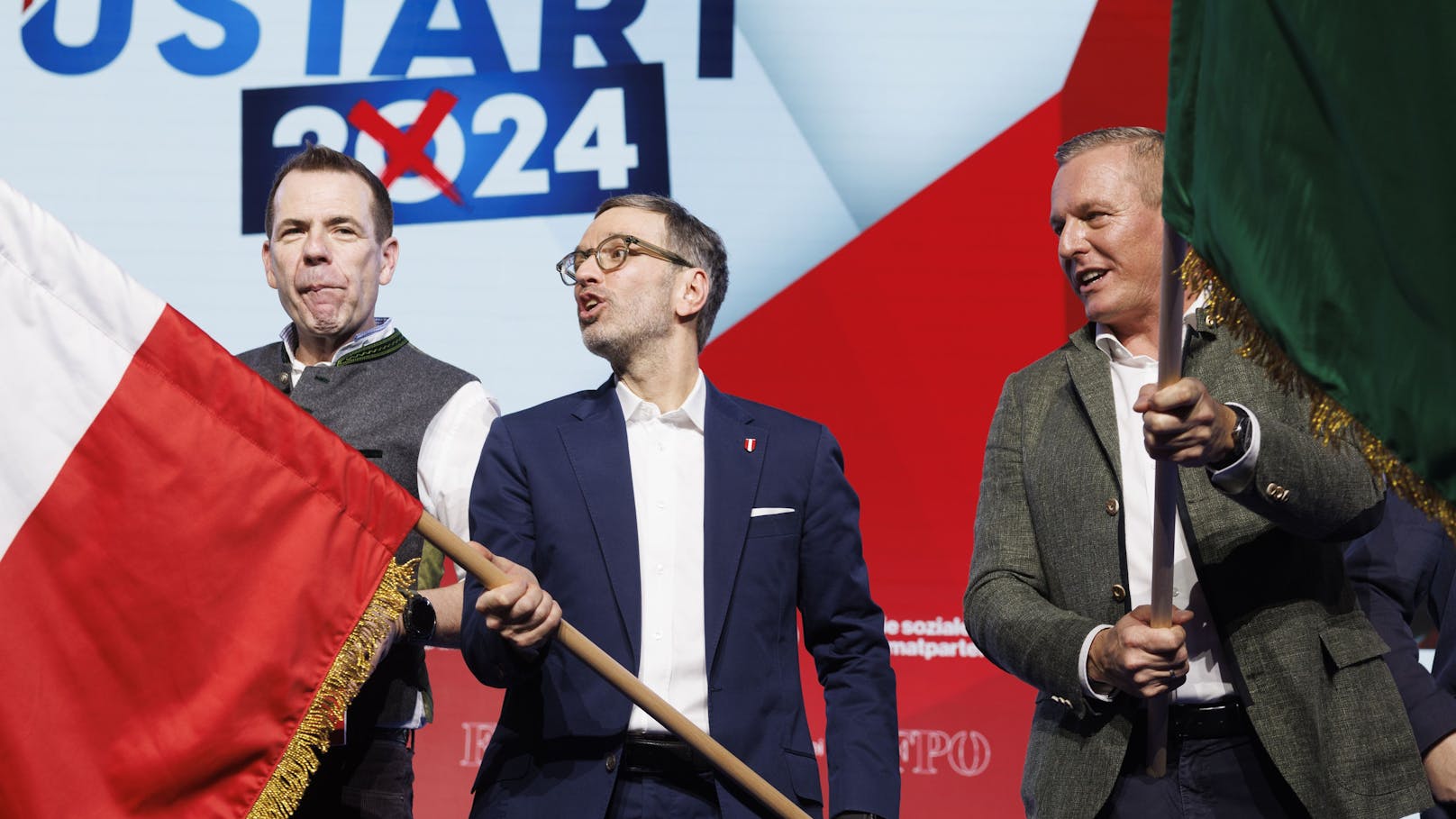 "Schwarze Hexenküche": FPÖ pocht jetzt auf Neuwahlen