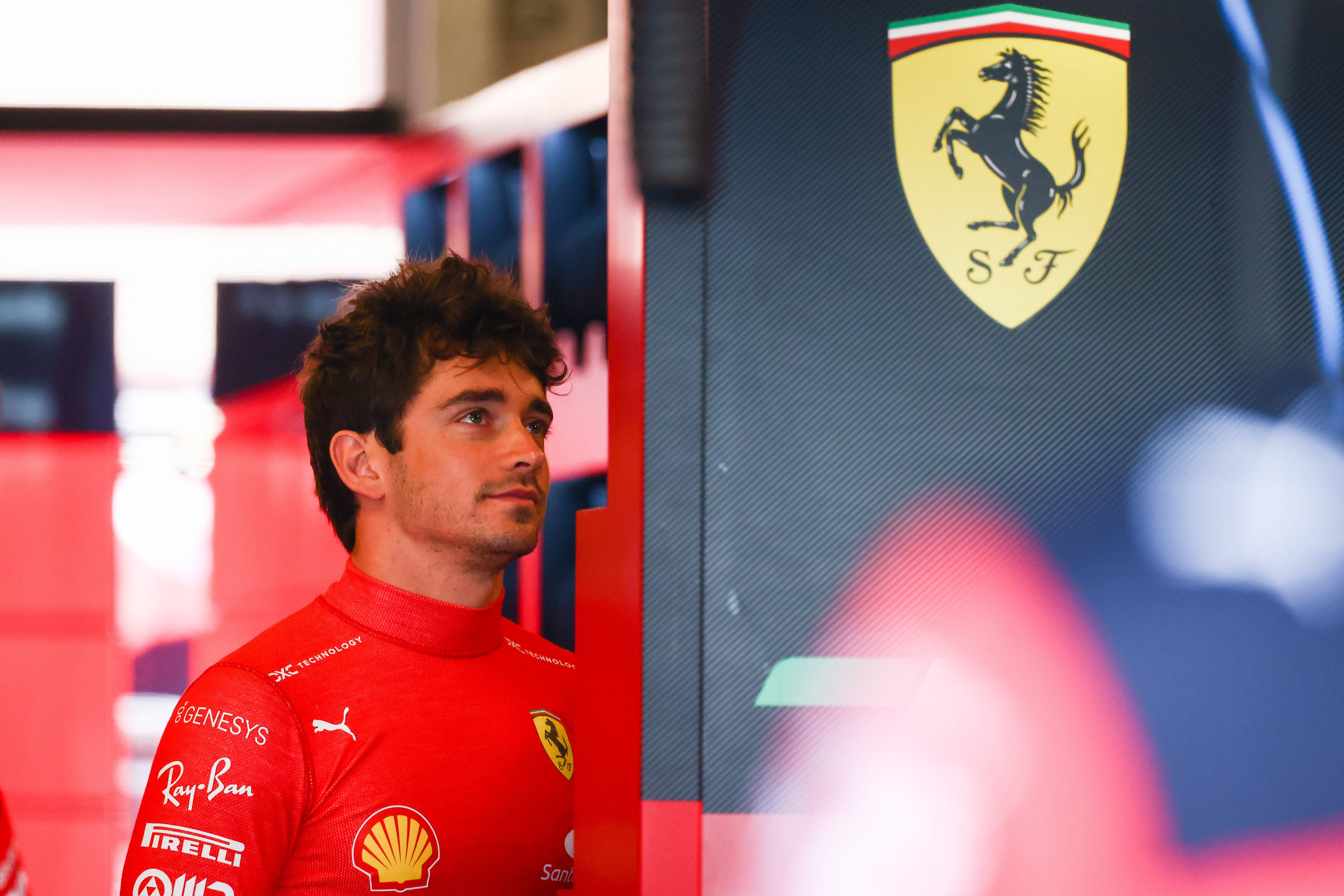 Ferrari-Star Charles Leclerc verlängert. 