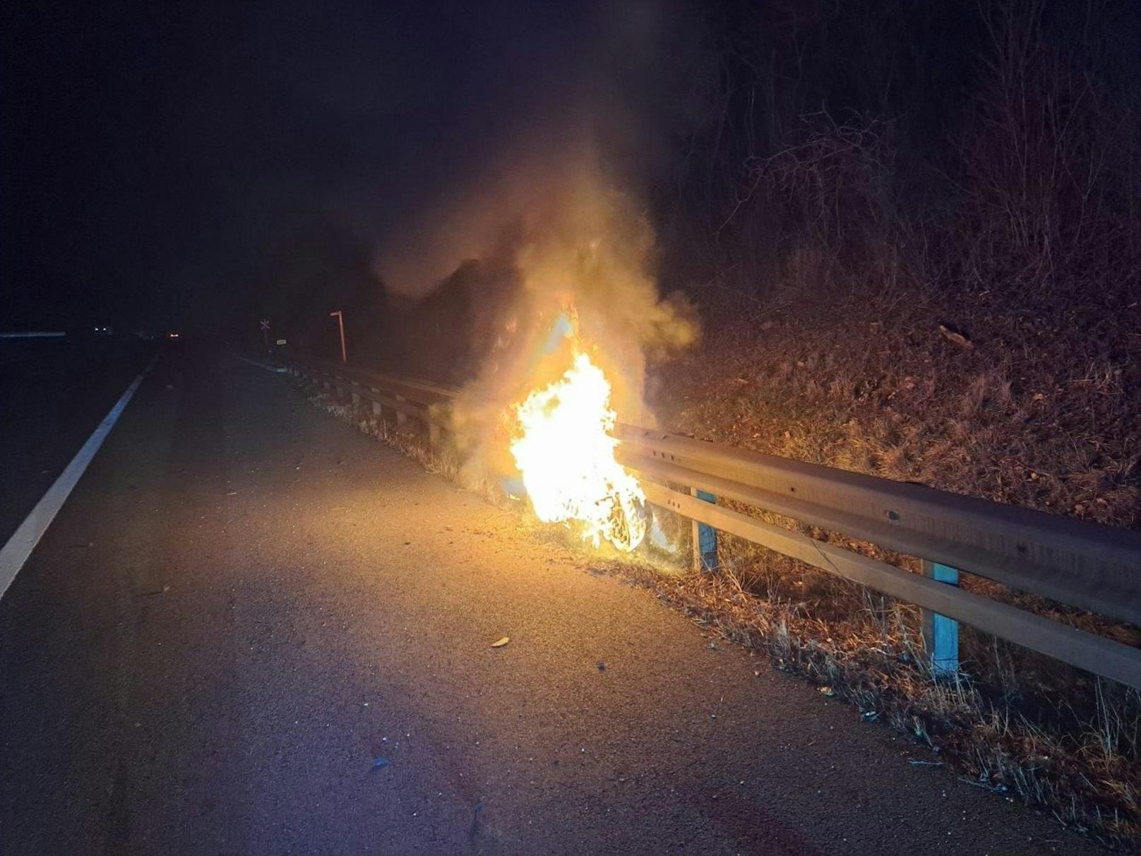 Zahlreiche Notrufe sind bei der Feuerwehr eingegangen.