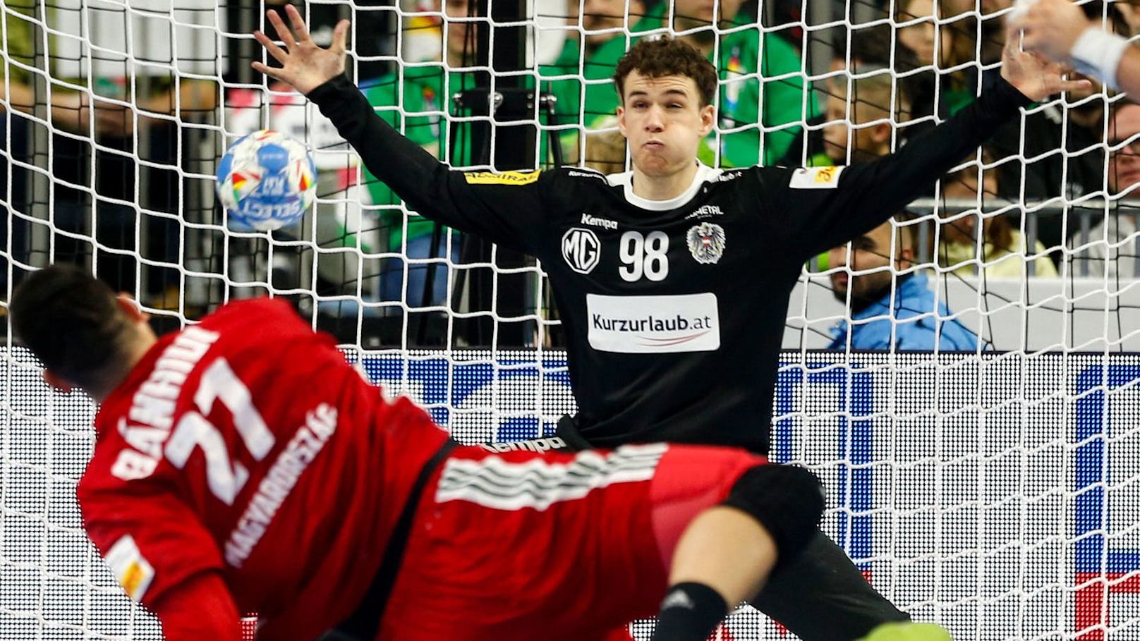 Handball-Helden dürfen doch um Olympia-Ticket spielen