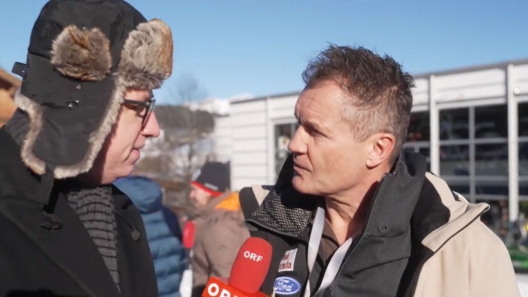 Armin Assinger kann den Fragen von ORF-Mann Peter Klien nicht folgen. 