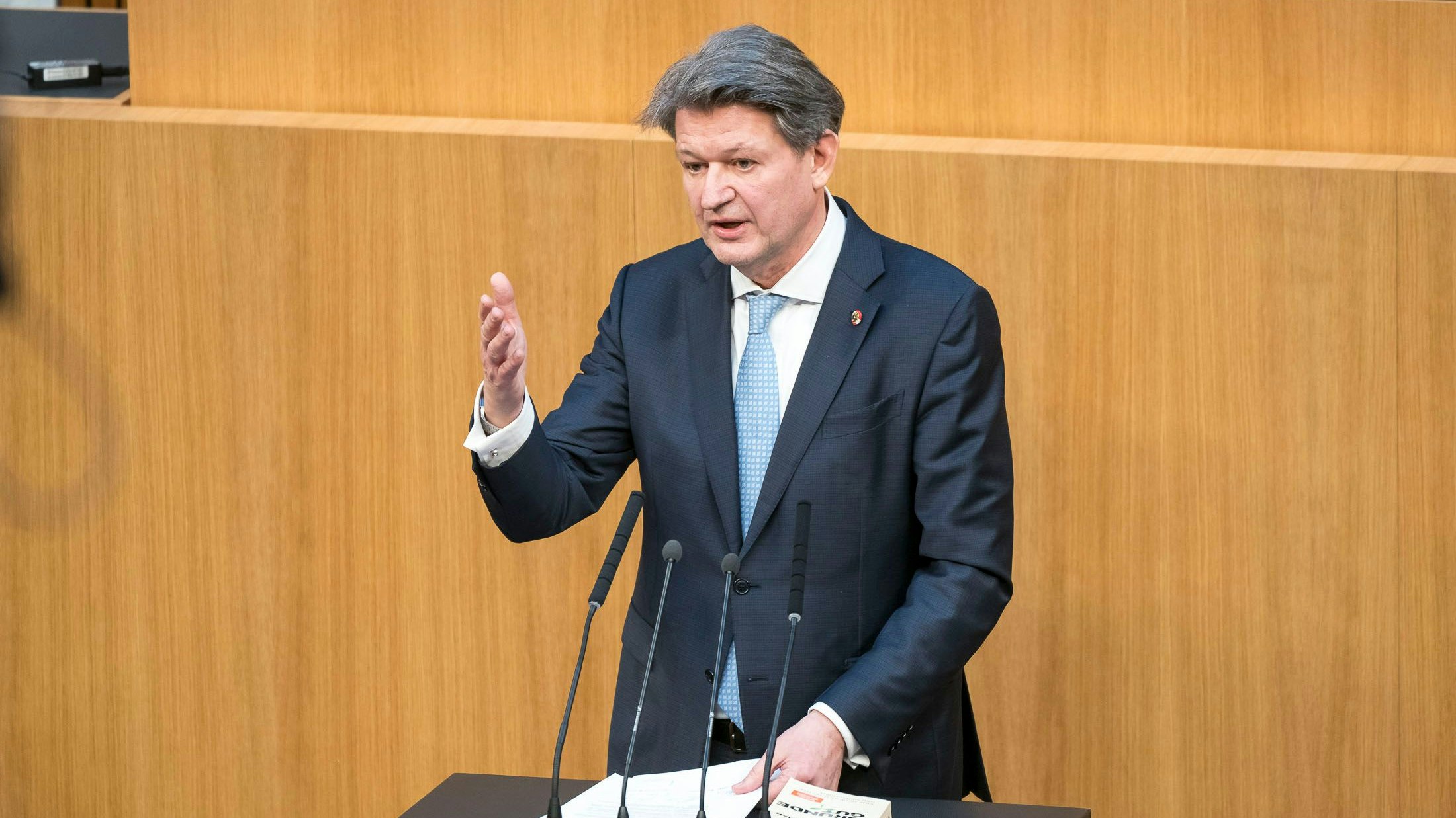 Helmut Brandstätter ist NEOS-Spitzenkandidat.
