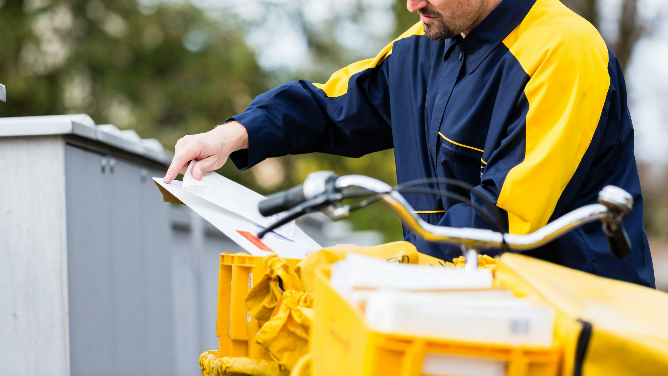 Heute.at - Postler fälschte Unterschrift und beschimpfte Chef