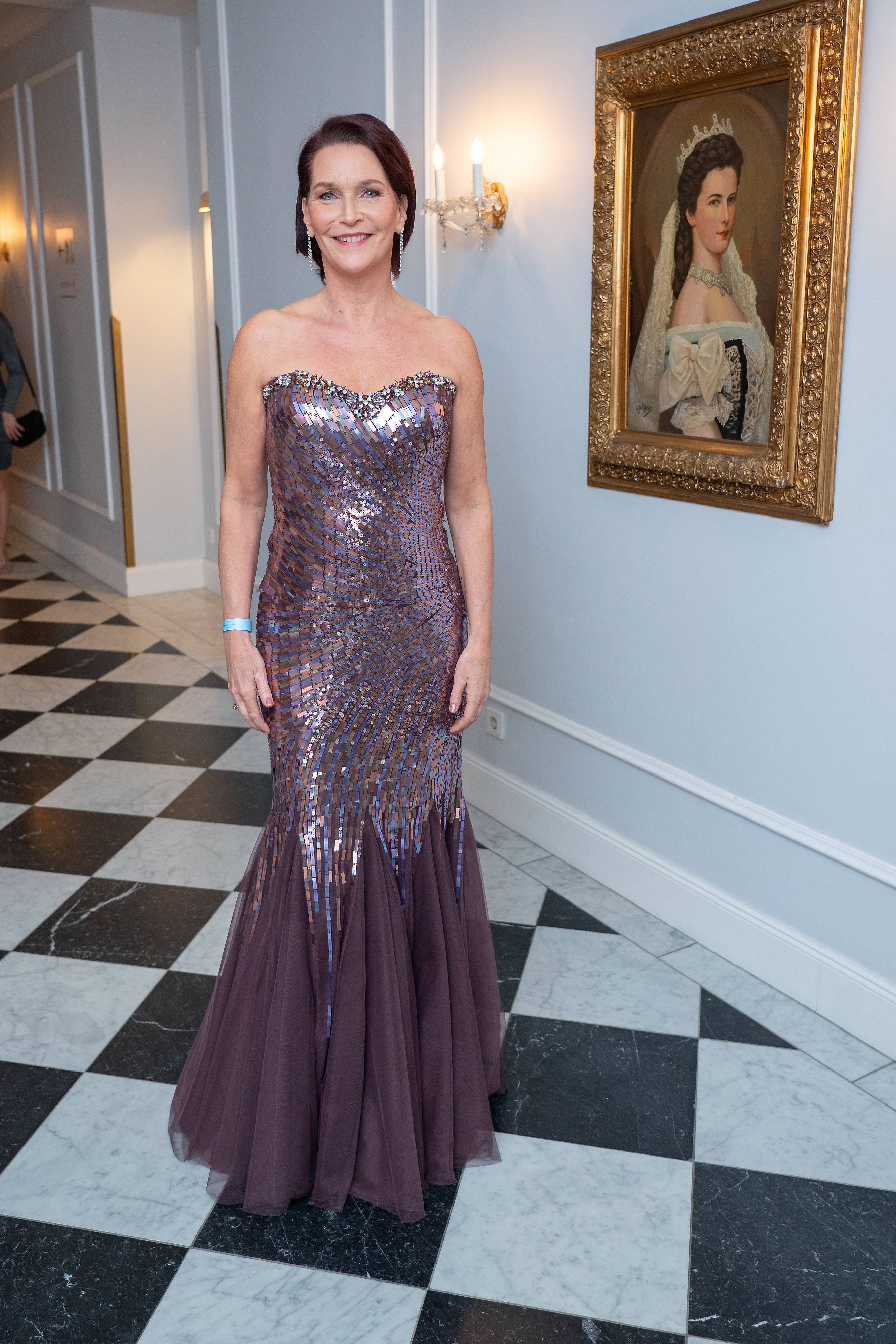 Regenbogenball 2024, Parkhotel Schönbrunn, Wien, 27.1.2024, -  Maya HAKVOORT 