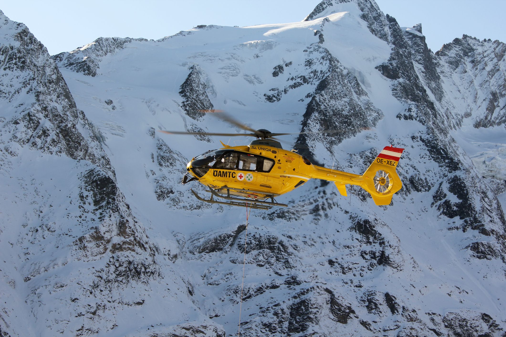 Der 60-Jährige wurde mit schweren Verletzungen ins Spital geflogen. (Symbolbild)