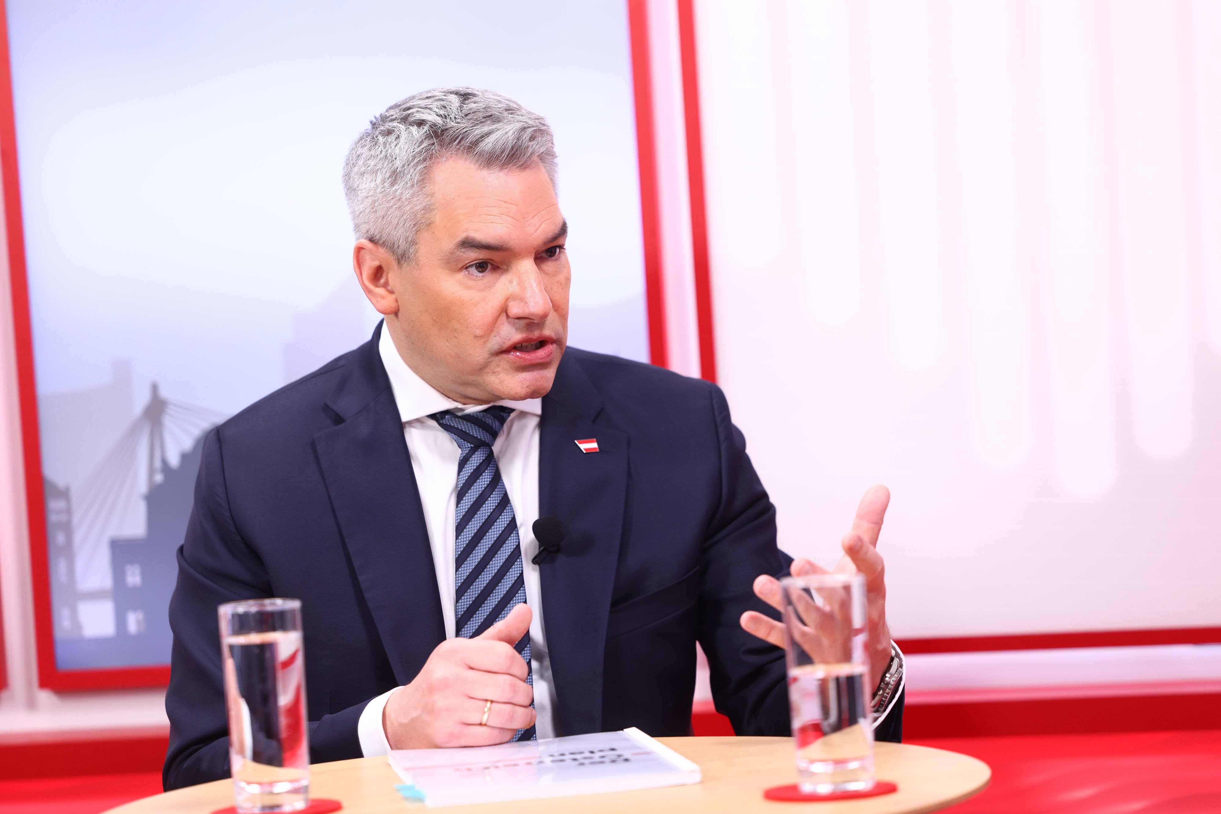 Bundeskanzler Karl Nehammer (VP)