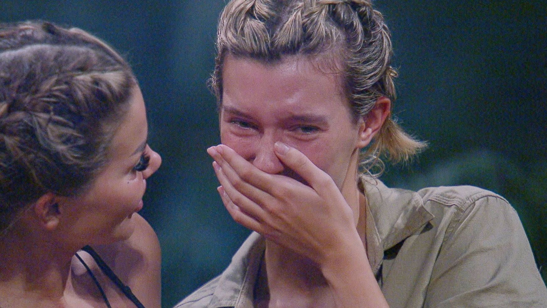 Anya übernimmt die Rolle der Heulsuse in der diesjährigen Staffel.