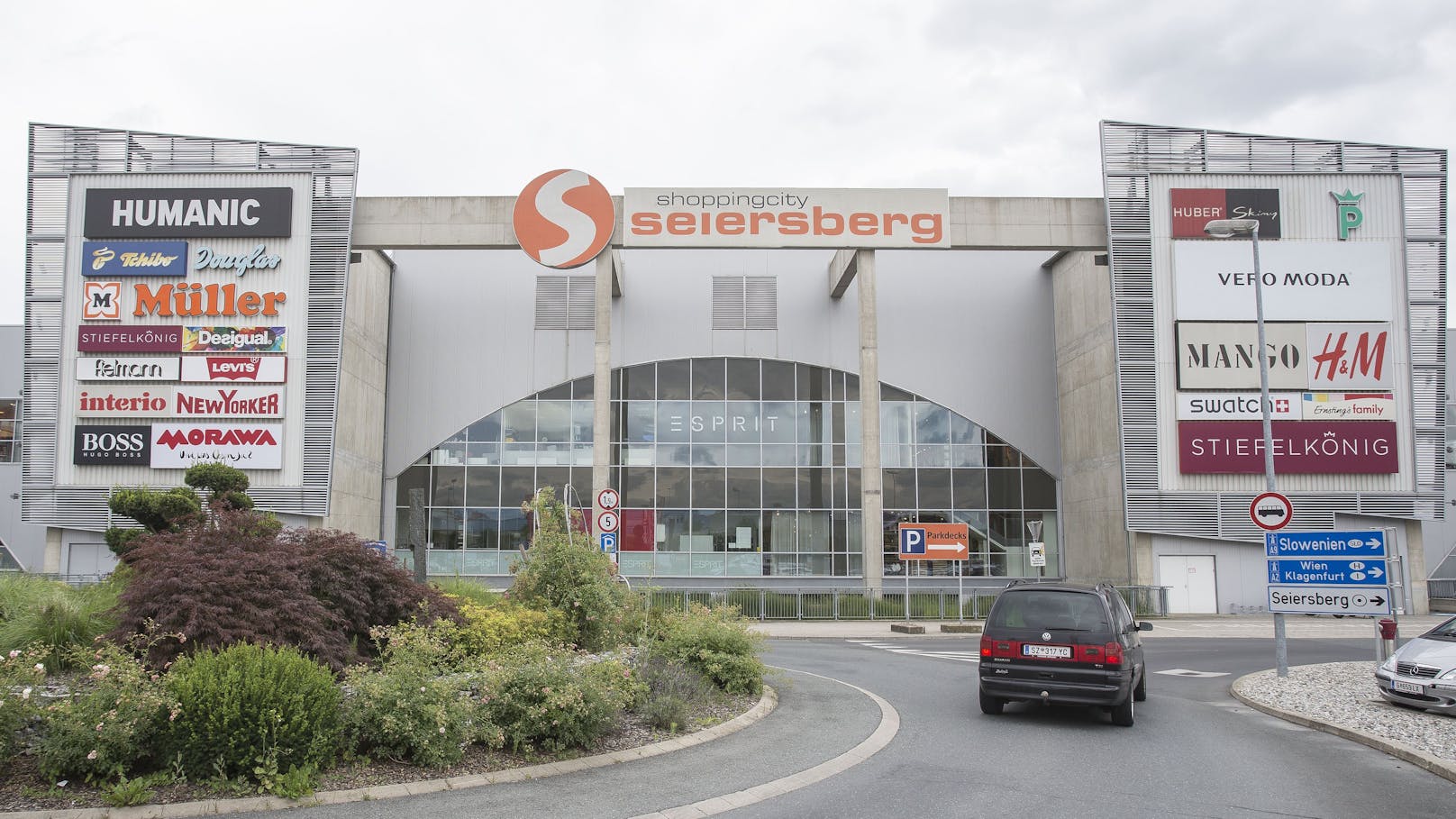 Feuer in Shoppingcity Seiersberg – eine Person verletzt
