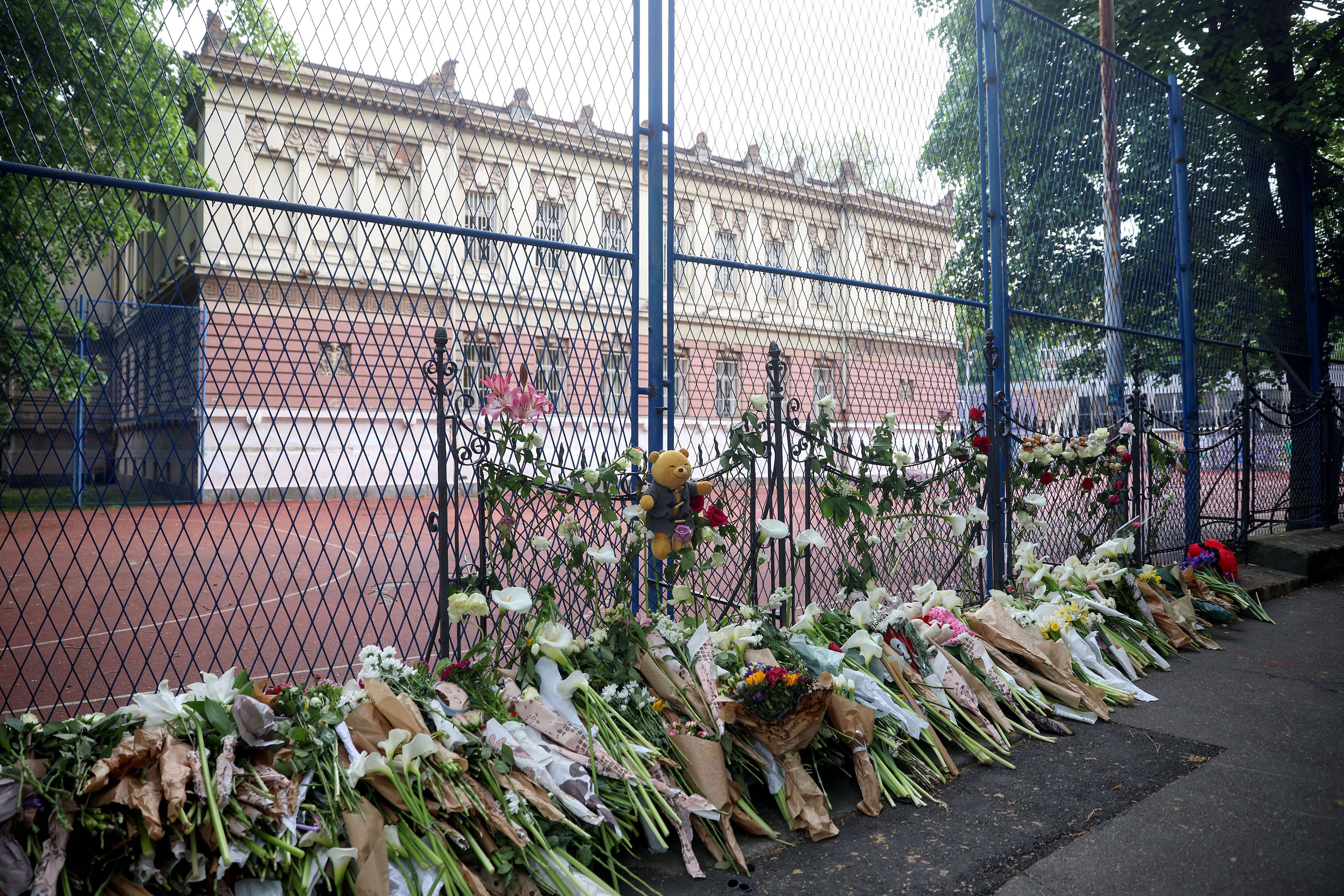 Ein 13-Jähriger hat Anfang Mai 2023 acht Kinder und einen Wachmann in einer Schule in Belgrad erschossen. (Archivaufnahmen)
