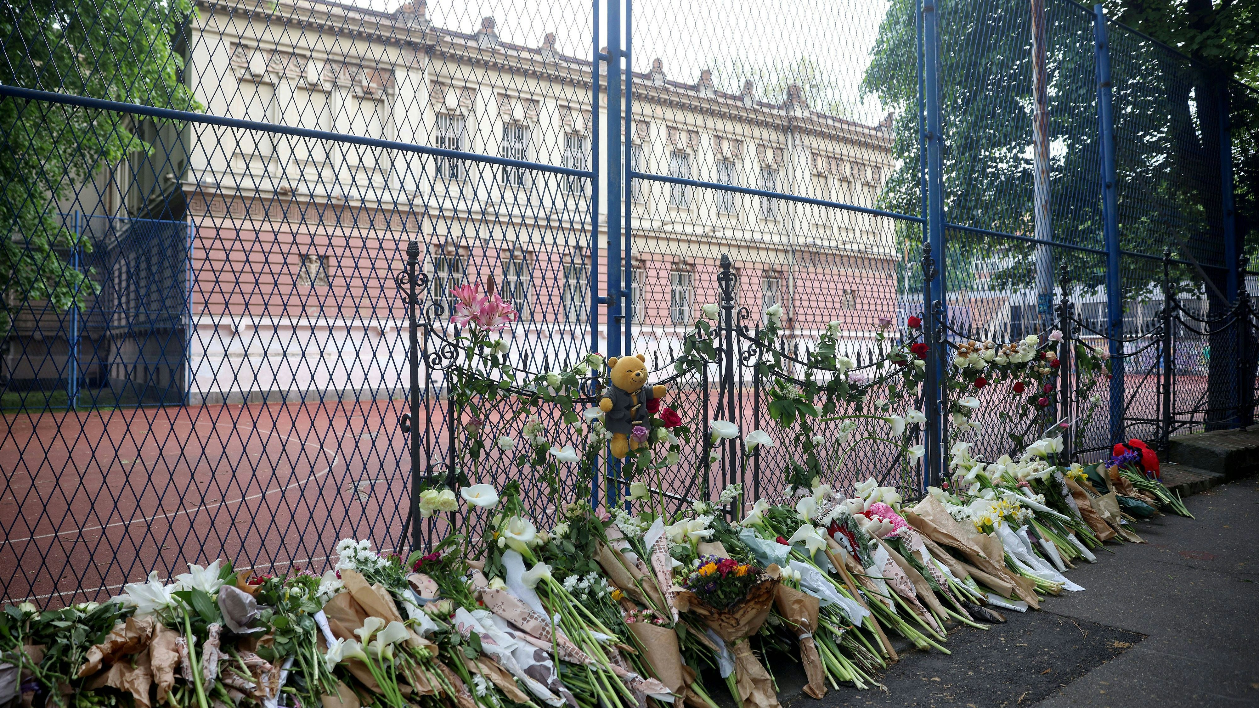 Ein 13-Jähriger hat Anfang Mai 2023 acht Kinder und einen Wachmann in einer Schule in Belgrad erschossen. (Archivaufnahmen)