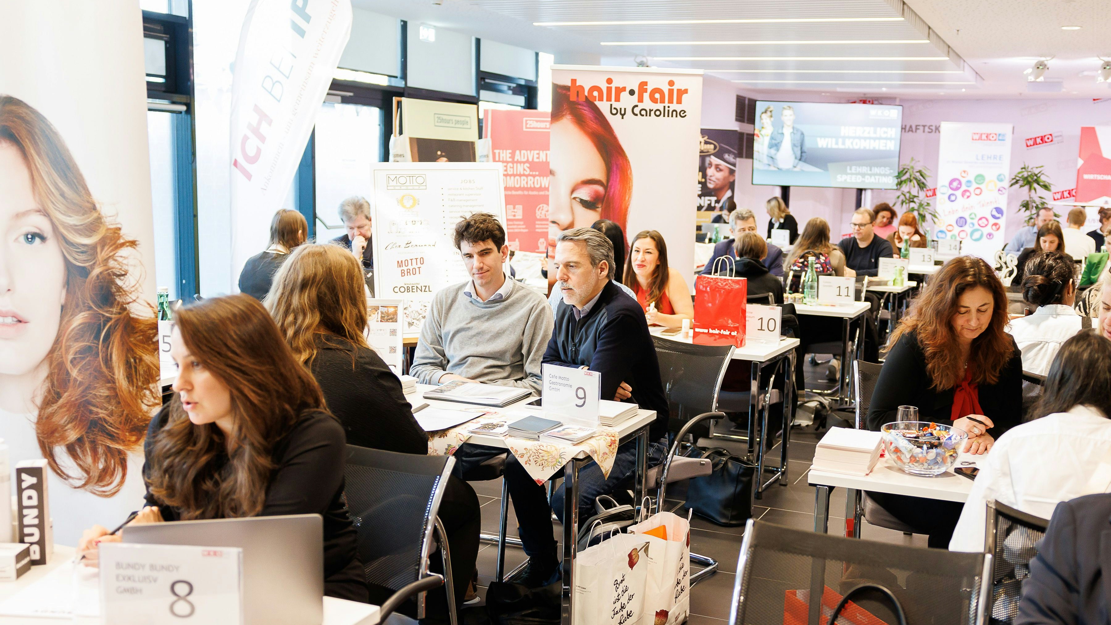 Aktuell findet im Haus der Wiener Wirtschaft das Lehrlings-Speeddating statt. 