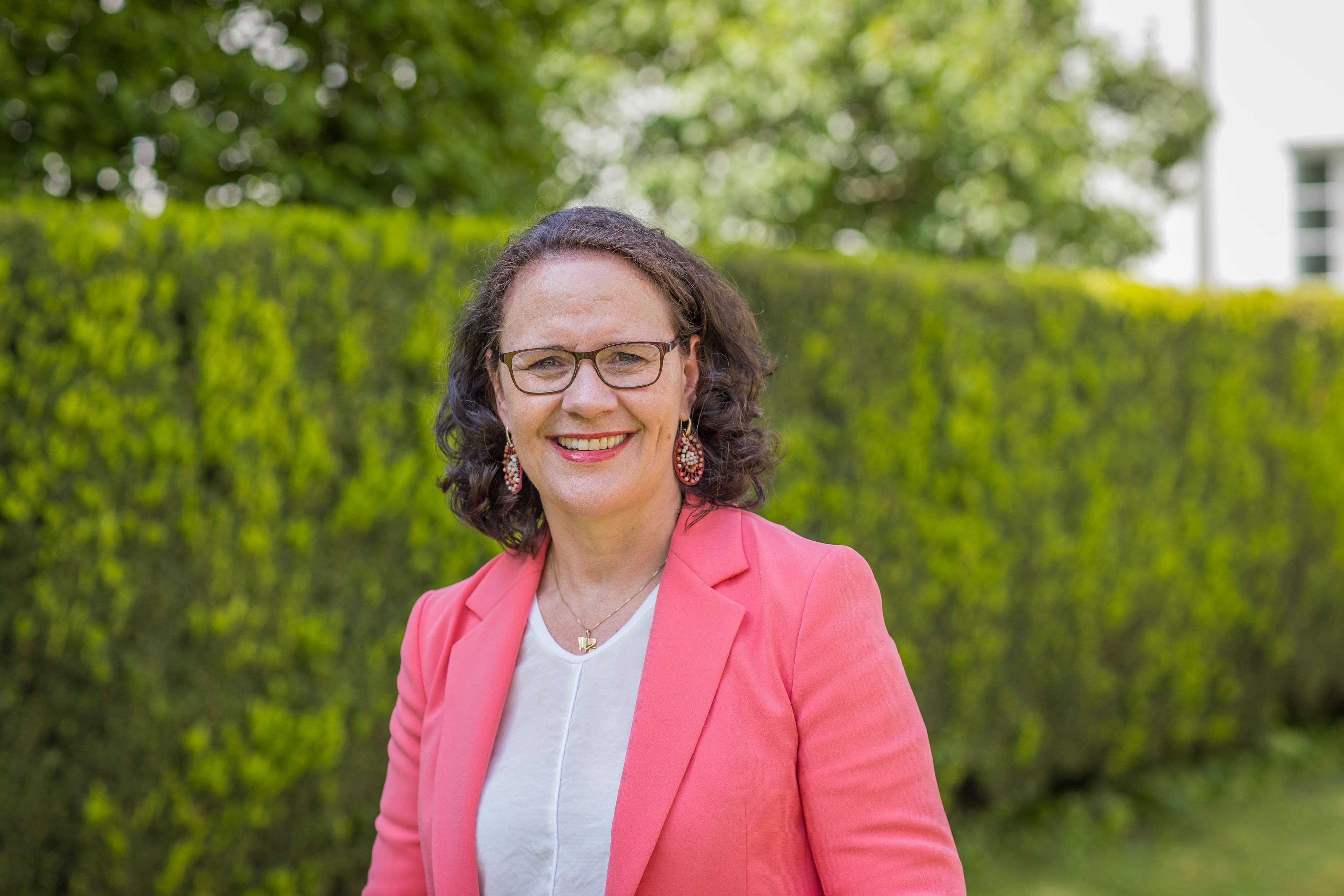 Landesrätin <strong>Daniela Gutschi</strong> hat sich beim Skifahren verletzt.