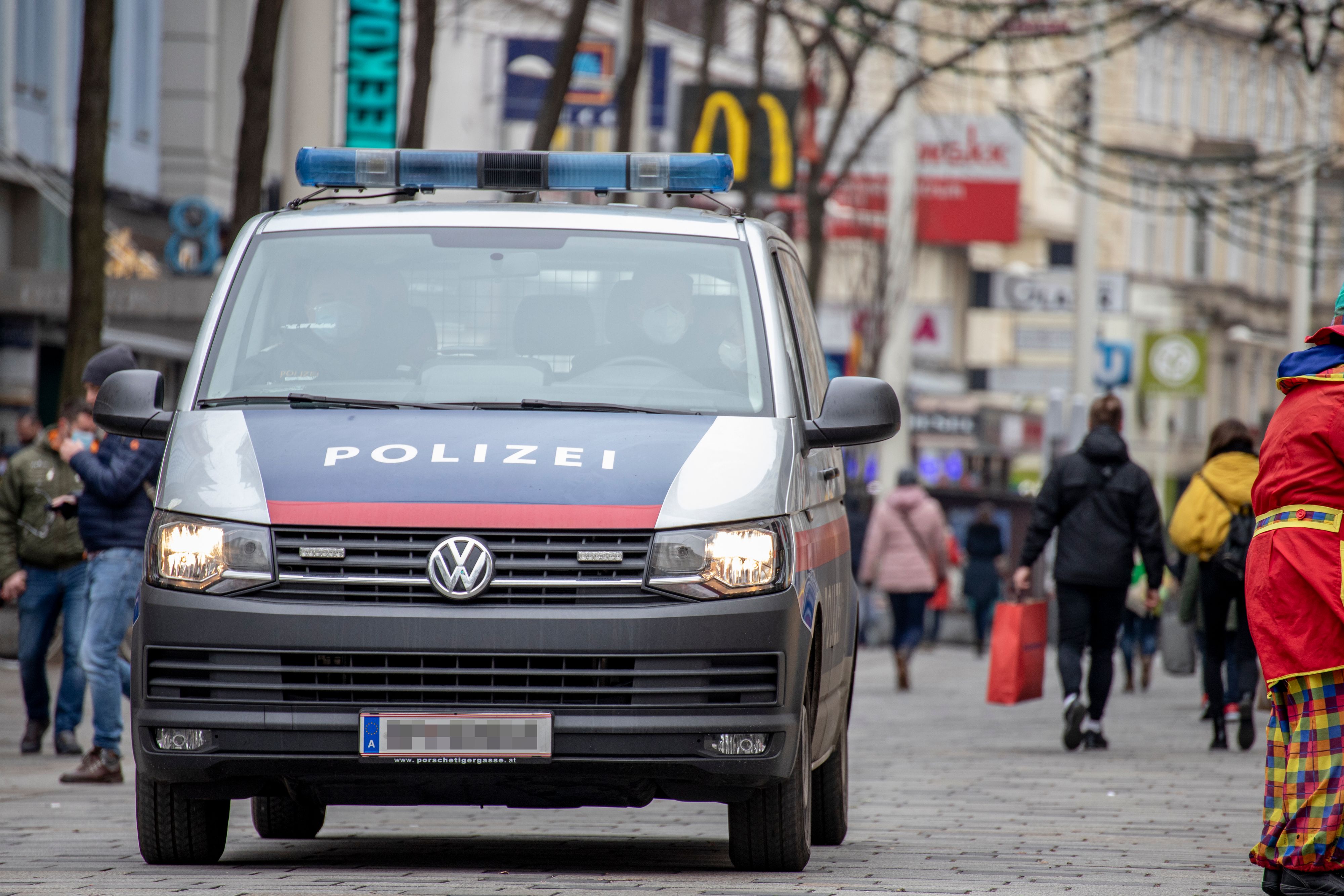 Die Polizei nahm den 29-Jährigen auf der Mariahilfer Straße fest. (Symbolbild)