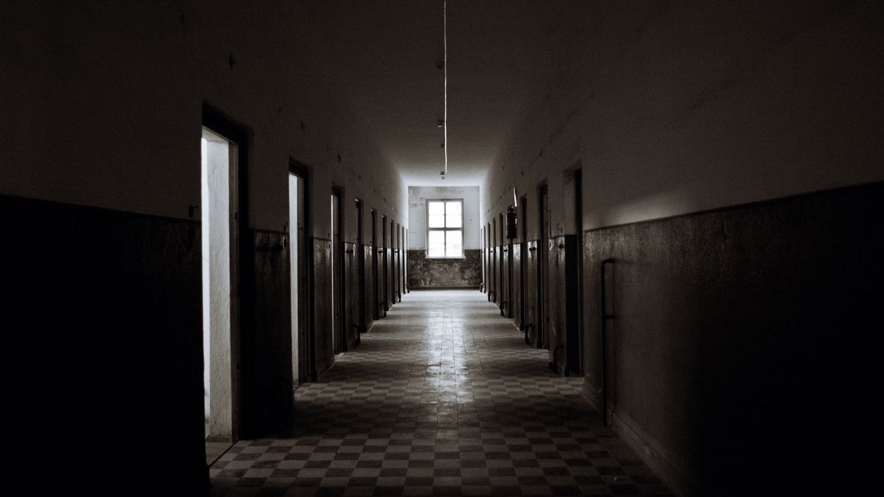 Eine Italienerin nahm in Basel Sterbehilfe in Anspruch. Ihr Ehemann erfuhr per E-Mail von ihrem Tod. (Symbolbild)