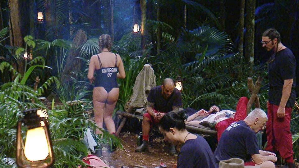 David wollte die nackten Hintern von Kim und Layla nicht mehr sehen.