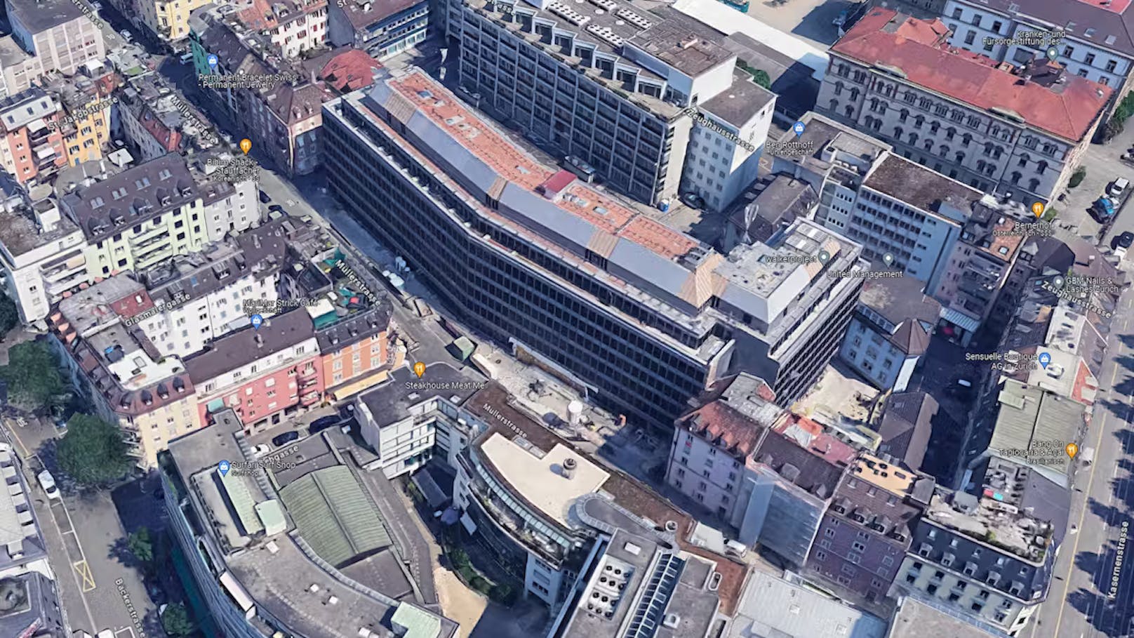 Der Bürokomplex an der Müllerstrasse ist riesig. Die Jahresmiete soll elf Millionen betragen.