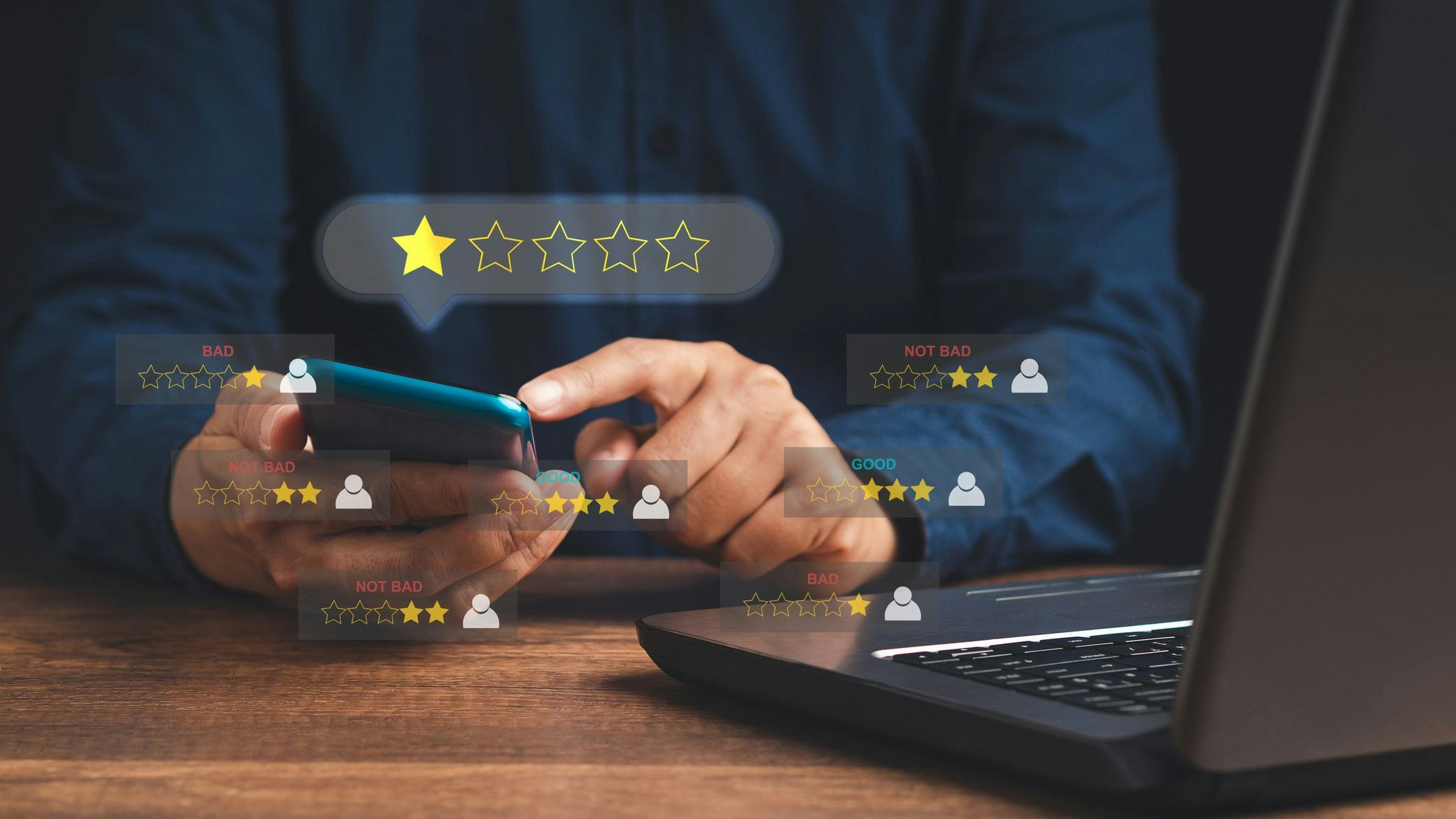 Auch in Österreich gibt es jetzt Bestrebungen für ein Verbot von anonymen Bewertungen. 