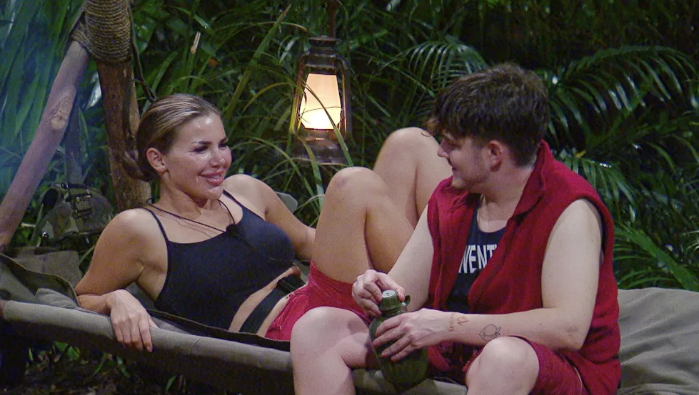 Tim kann seinen Ohren kaum trauen.