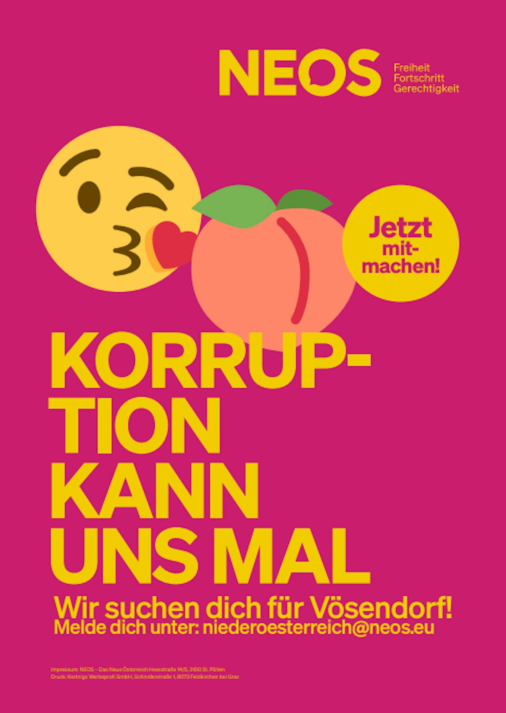 Plakate der NEOS in Vösendorf