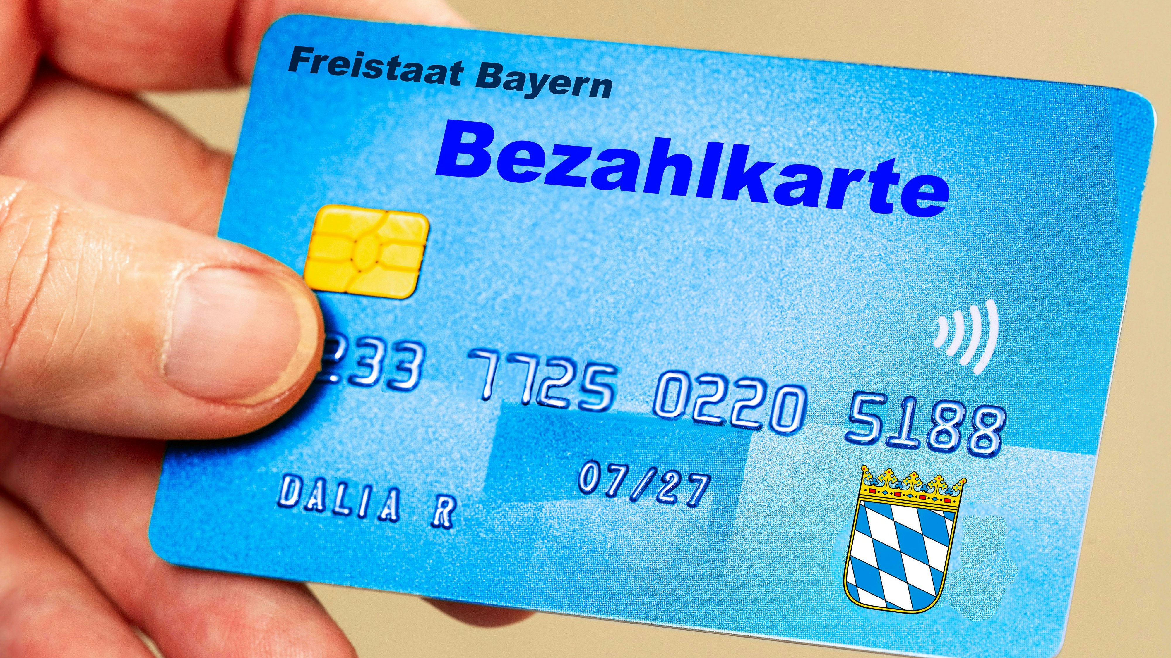 Auch die ÖVP liebäugelt mit der Idee einer Bezahlkarte für Asylwerber. 