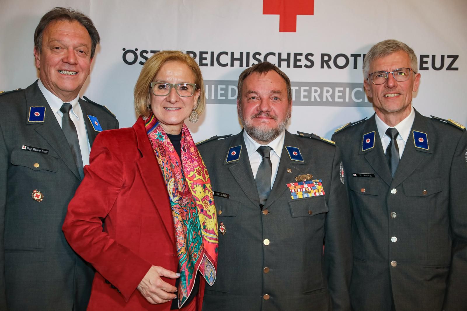 Johanna Mikl-Leitner mit dem neuen Rot Kreuz-Führungsteam