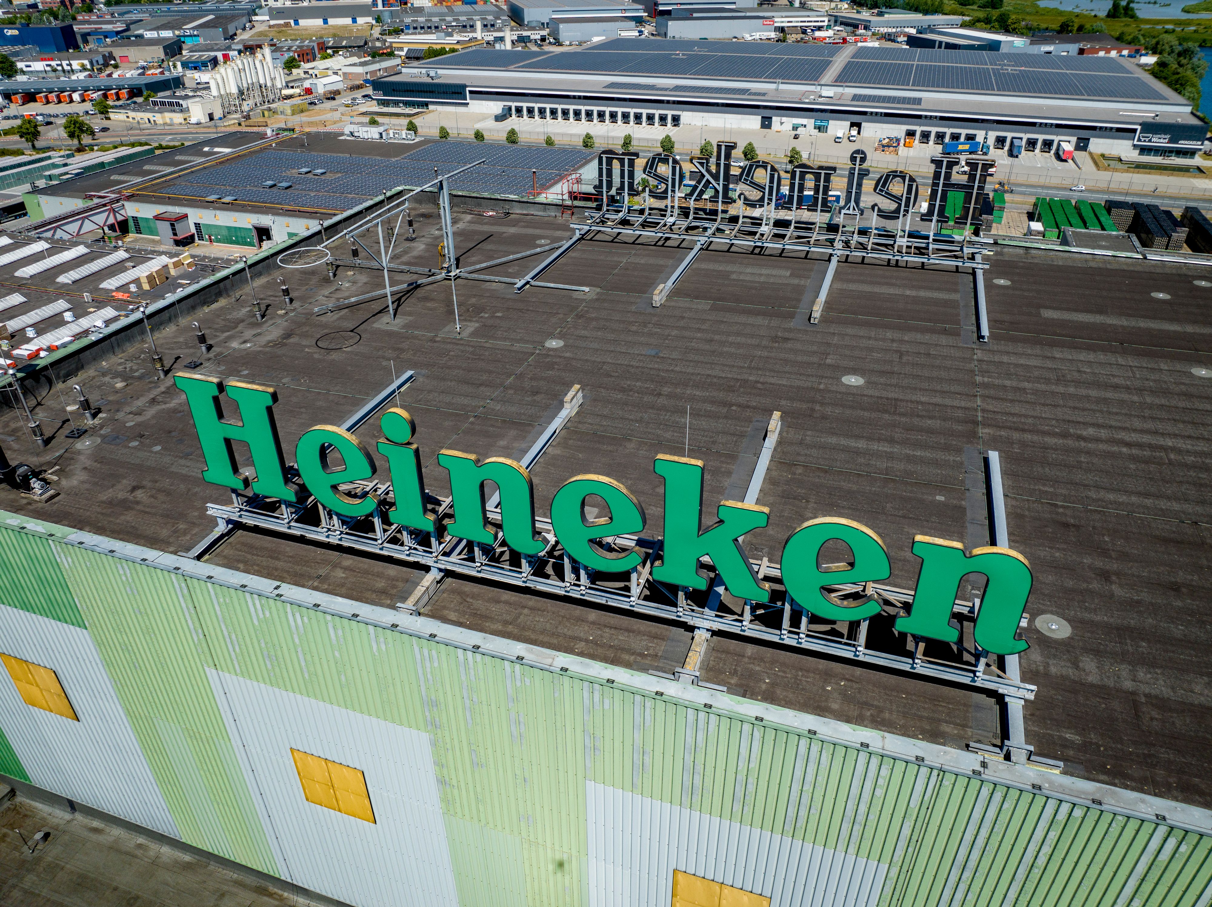 Der Heineken-Konzern, zu dem auch die Brau Union gehört, will die Finanzabteilung in Polen zusammenfassen. Deshalb sollen in Linz 40 bis 50 Jobs abgebaut werden.