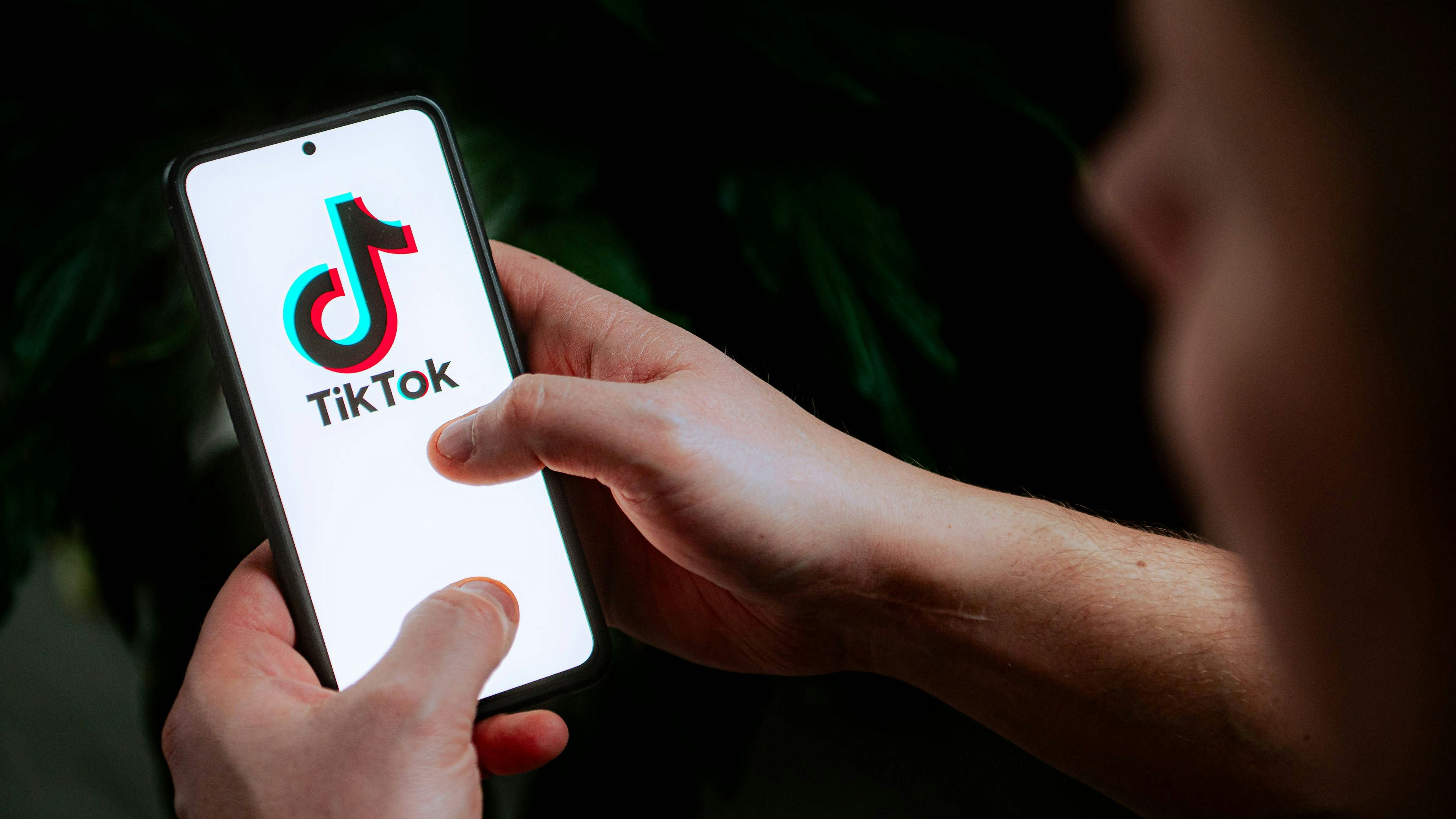 Heute.at - Ex-US-Finanzminister sucht Investoren für TikTok-Kauf