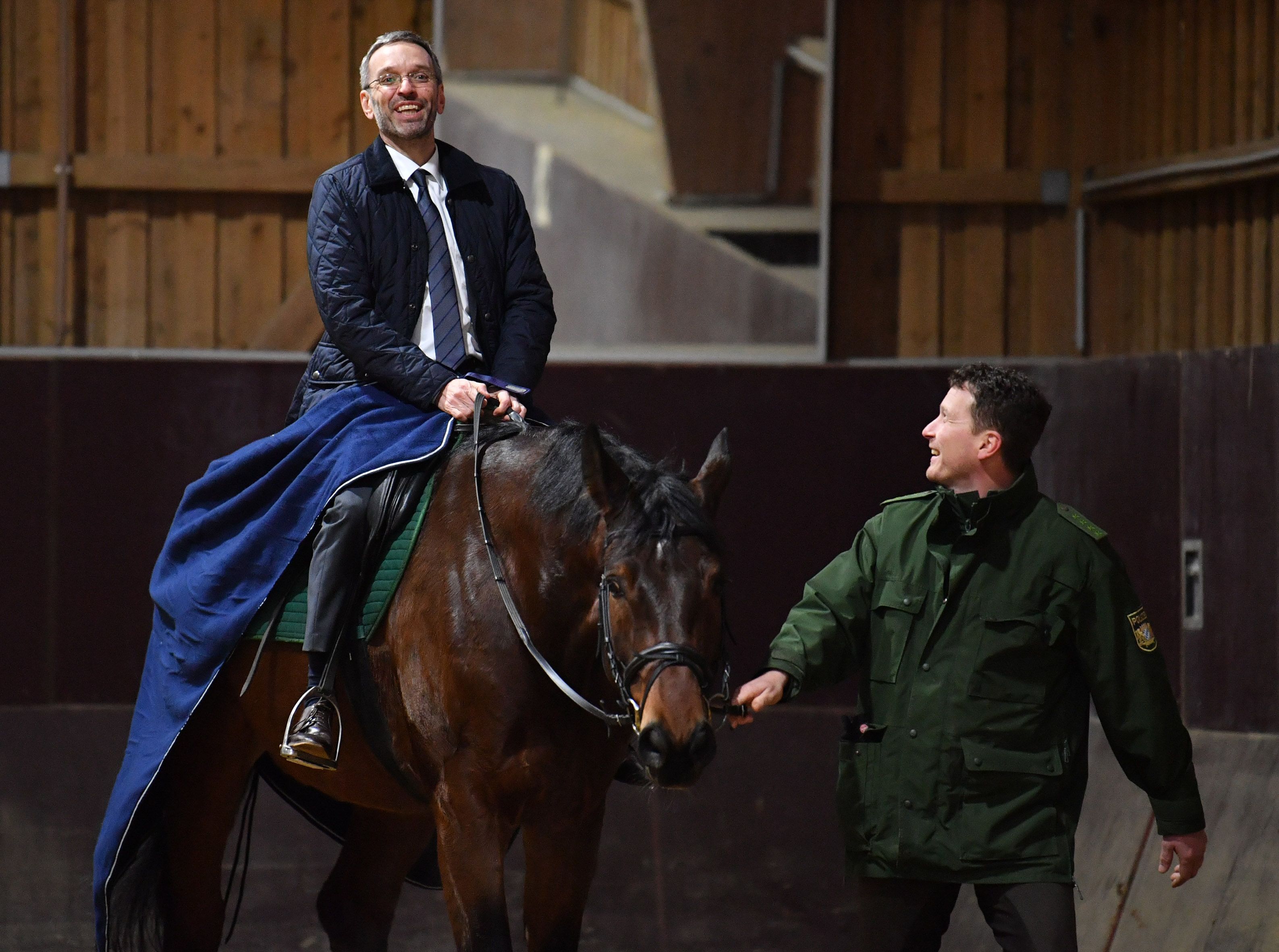Ex-Innenminister Herbert Kickl (FPÖ) 2018 auf dem Pferd 