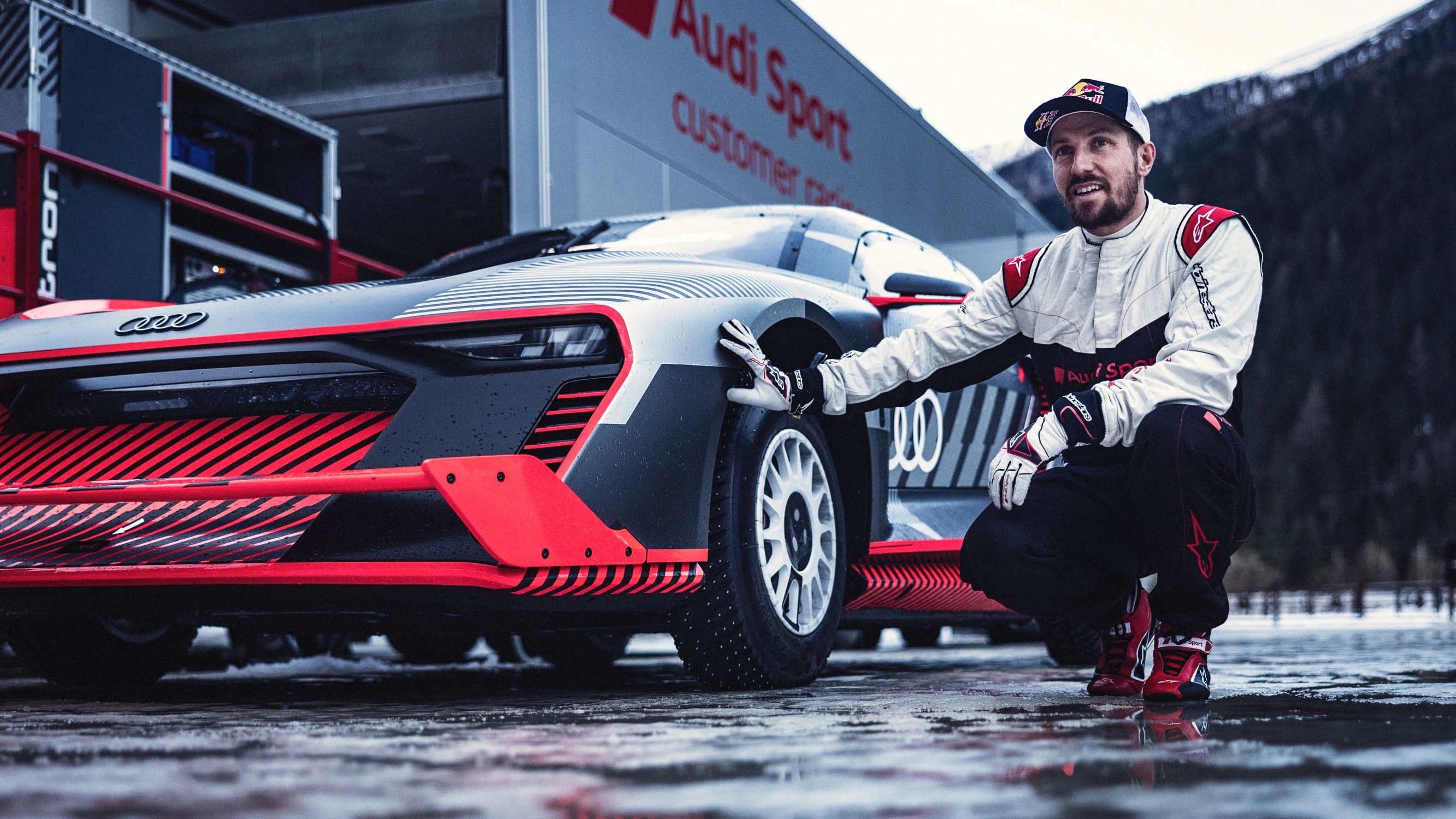Marcel Hirscher stieg in den S1 Hoonitron.