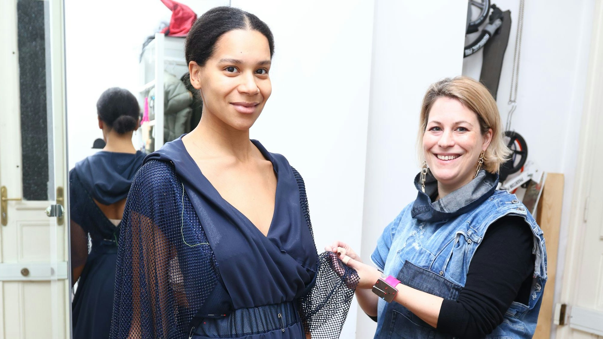 Rebecca Horner wurde am 12. Dezember 2023 wieder Mutter, bei Marlen Sabetzer hat sie sich nach einem Opernball-Kleid umgesehen.