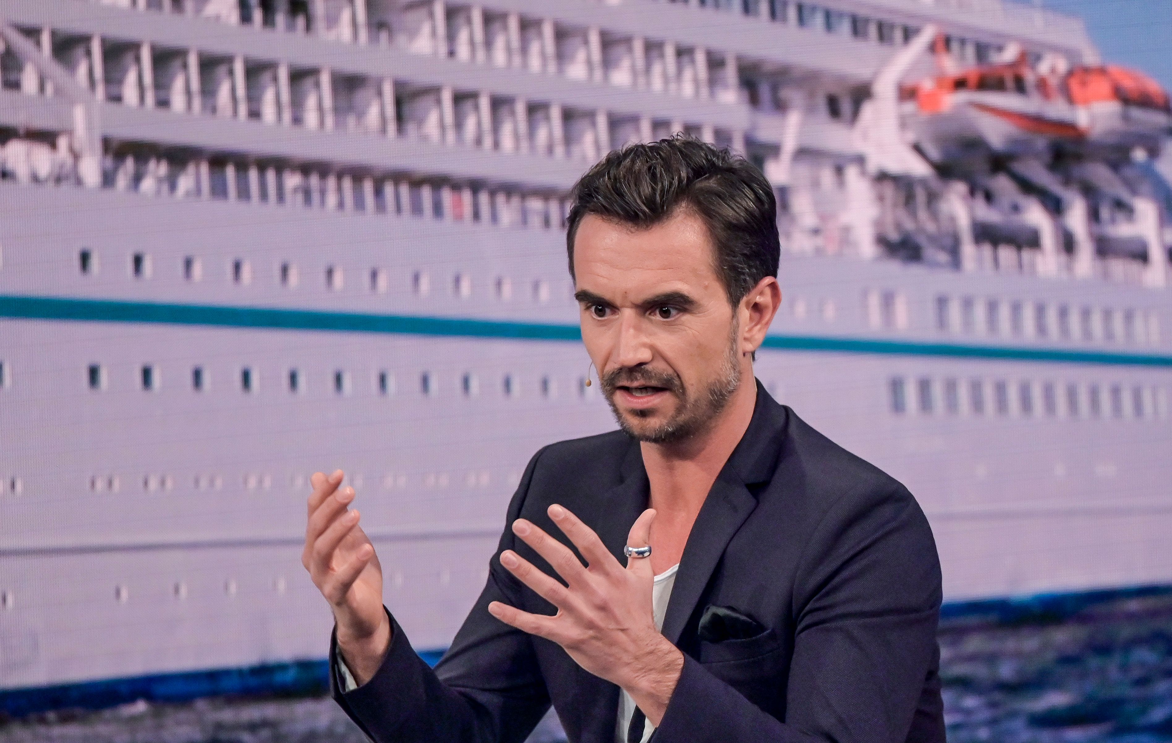 Florian Silbereisen muss schon wieder heftige Kritik einstecken.