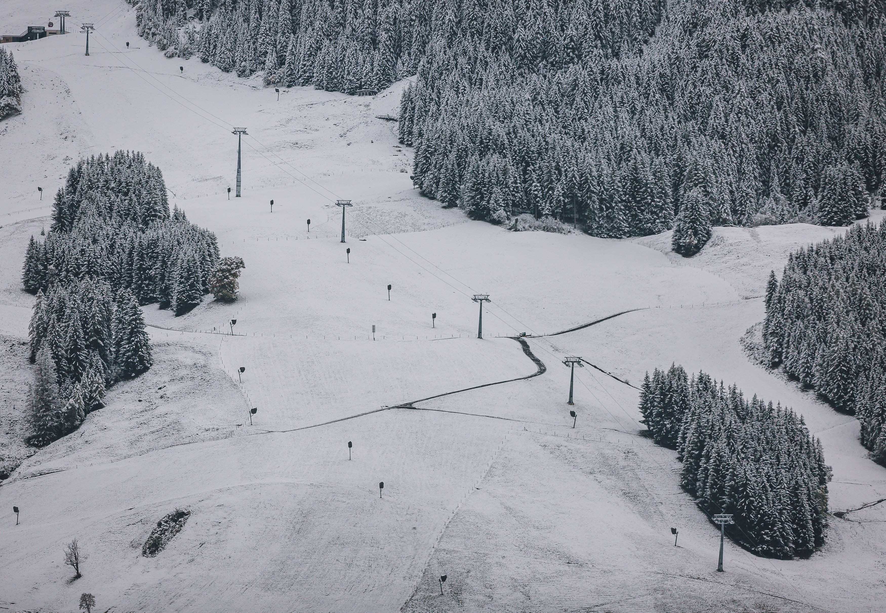 Am Zwölferkogel prallte der Mann gegen die Liftstütze. (Archivbild)