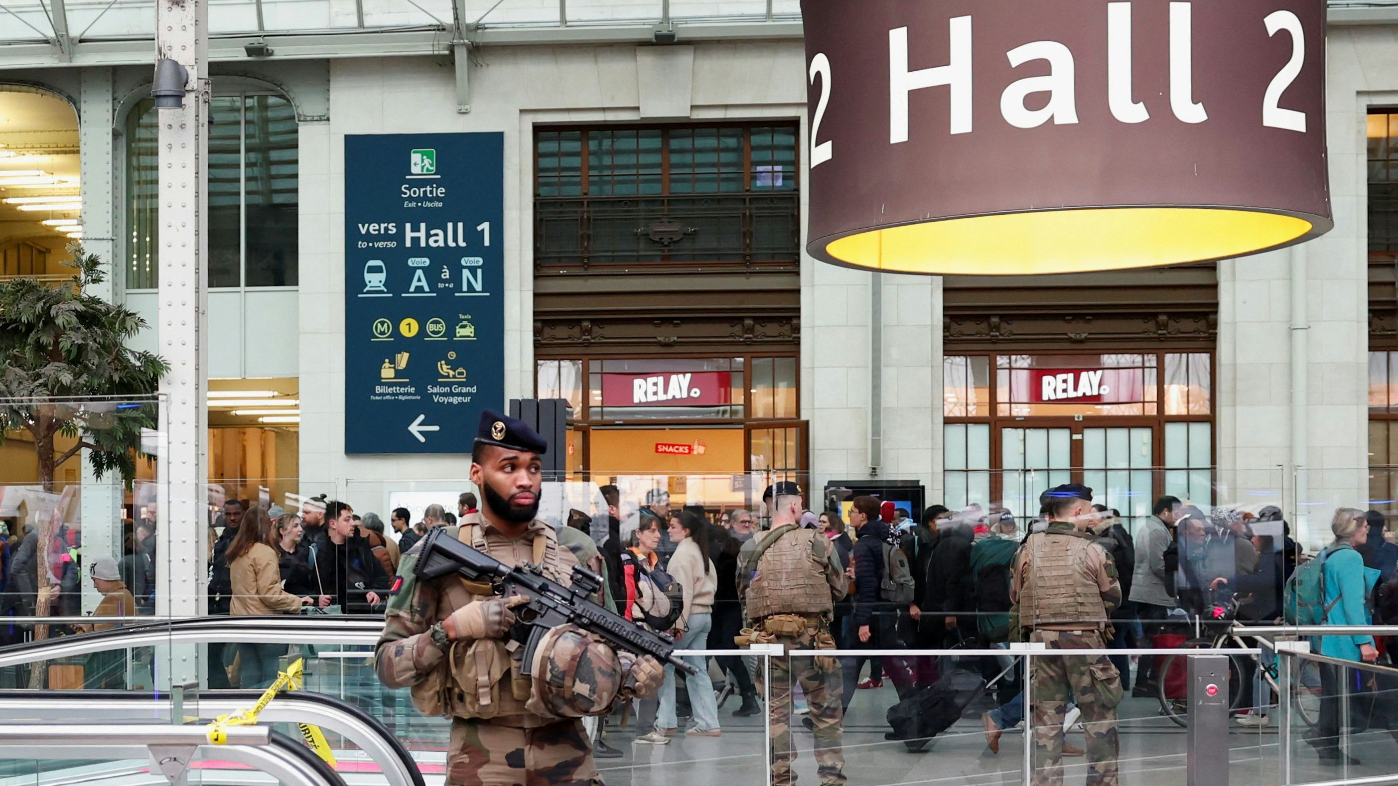 French soldiers secure the area after a man with a knife wounded several people at the Gare de Lyon rail station in Paris, France, February 3, 2024. REUTERS/Gonzalo Fuentes