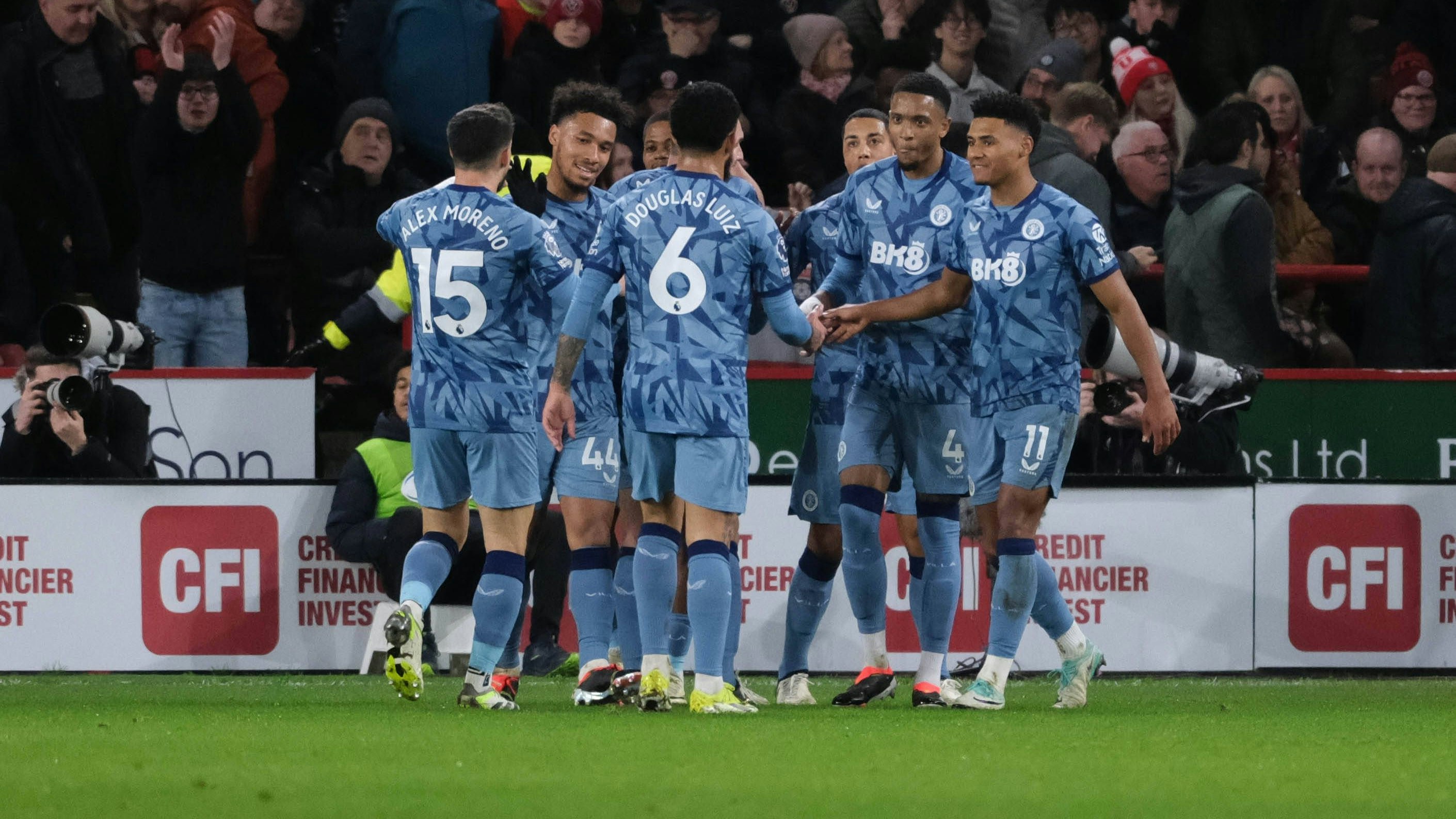 Aston Villa feiert eine 5:0-Torgala gegen Schlusslicht Sheffield United. 