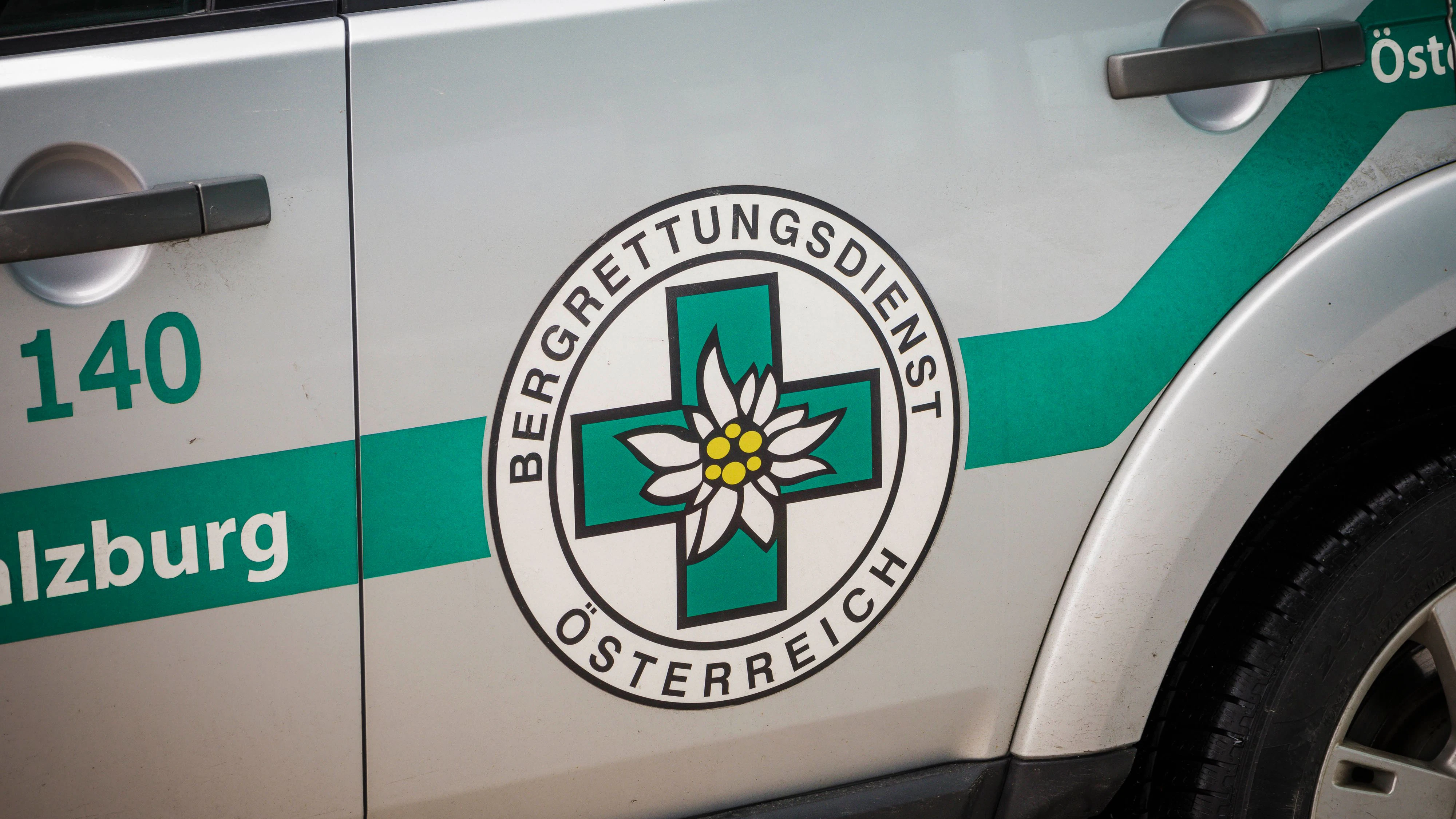 Nach einer Suchaktion konnte der 78-Jährige ins Spital eingeliefert werden. (Symbolbild)