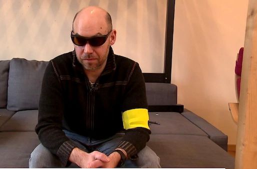 Andreas F. überlebte zwei Mordversuche, mutmaßlich durch seine Ex-Partnerin. Er erblindete aber durch einen Versuch.