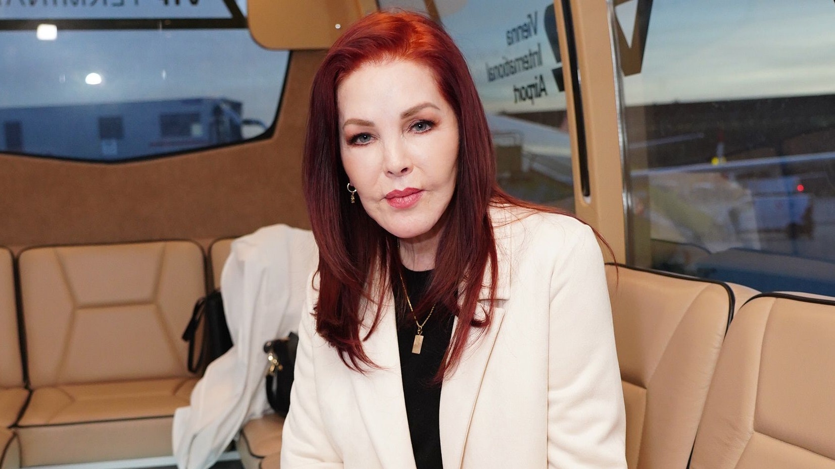 Presley ist bereits Montagnachmittag in Wien-Schwechat gelandet.